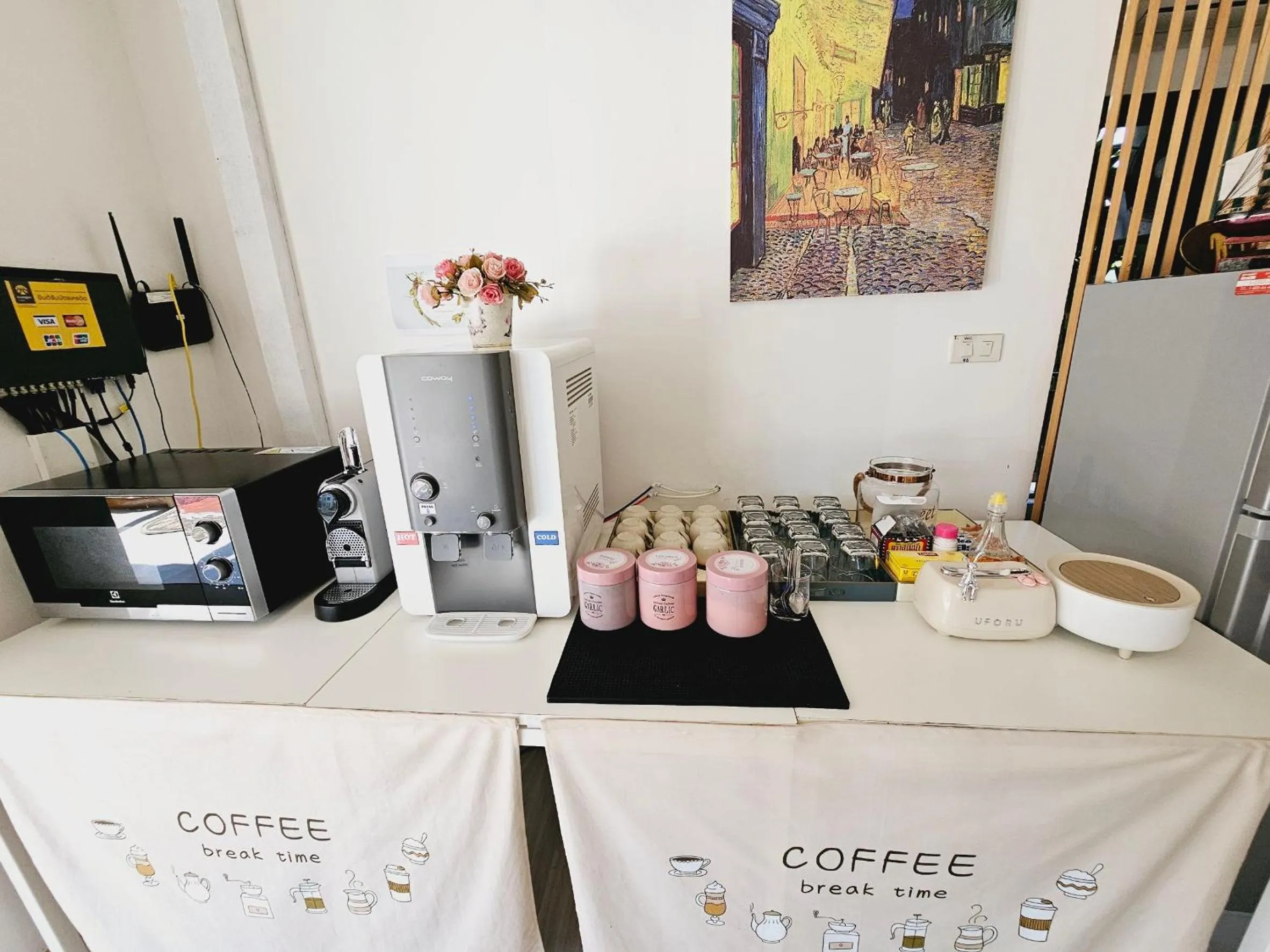 Coffee/tea facilities in STAYHERE@AIRPORT SERVICE APARTMENT