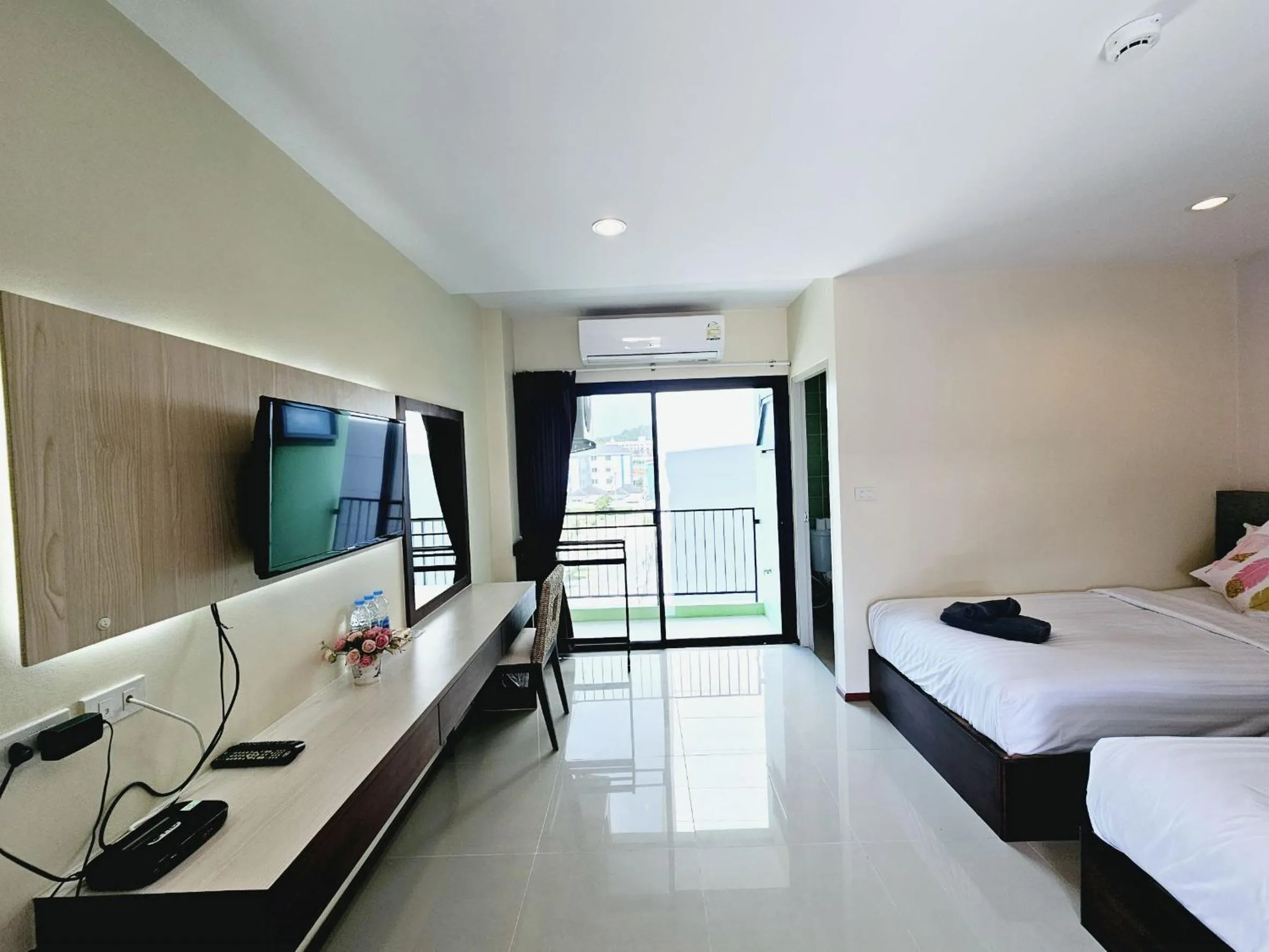 TV and multimedia, Bed in STAYHERE@AIRPORT SERVICE APARTMENT