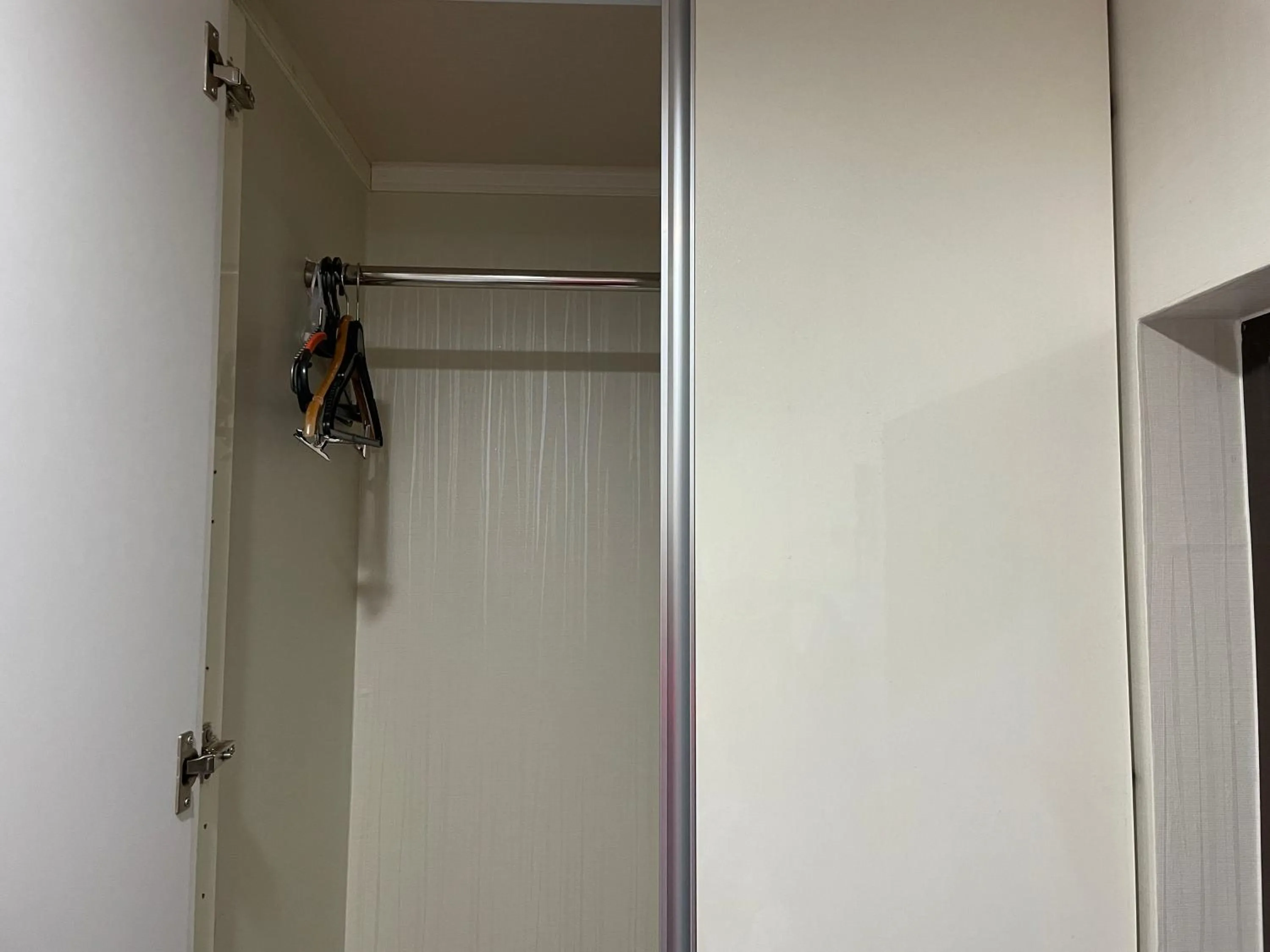 wardrobe in Chloe Hostel