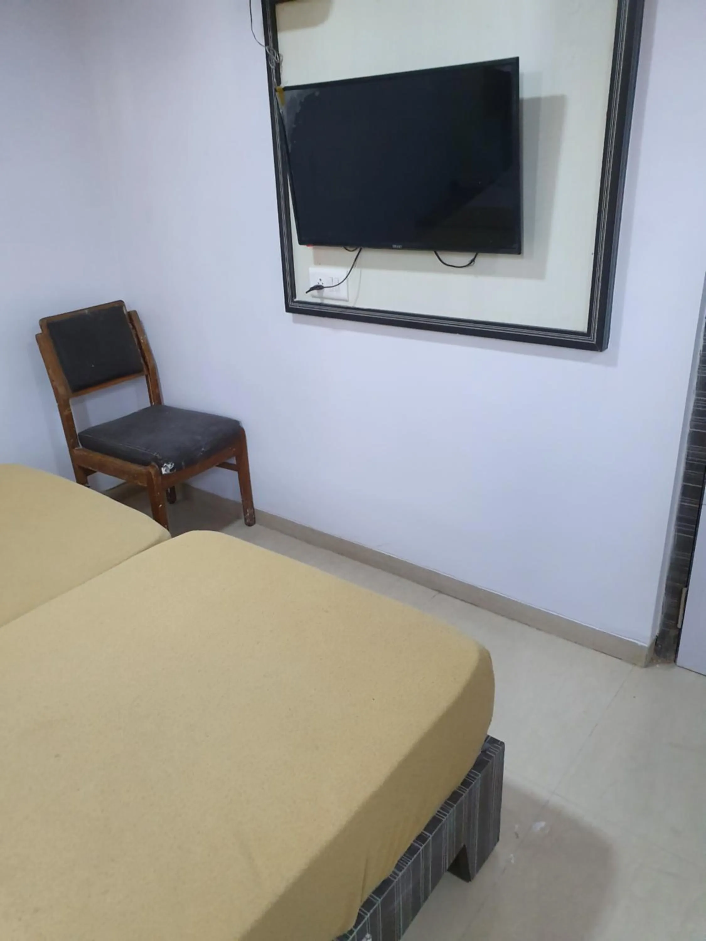 TV and multimedia in Hotel Apex