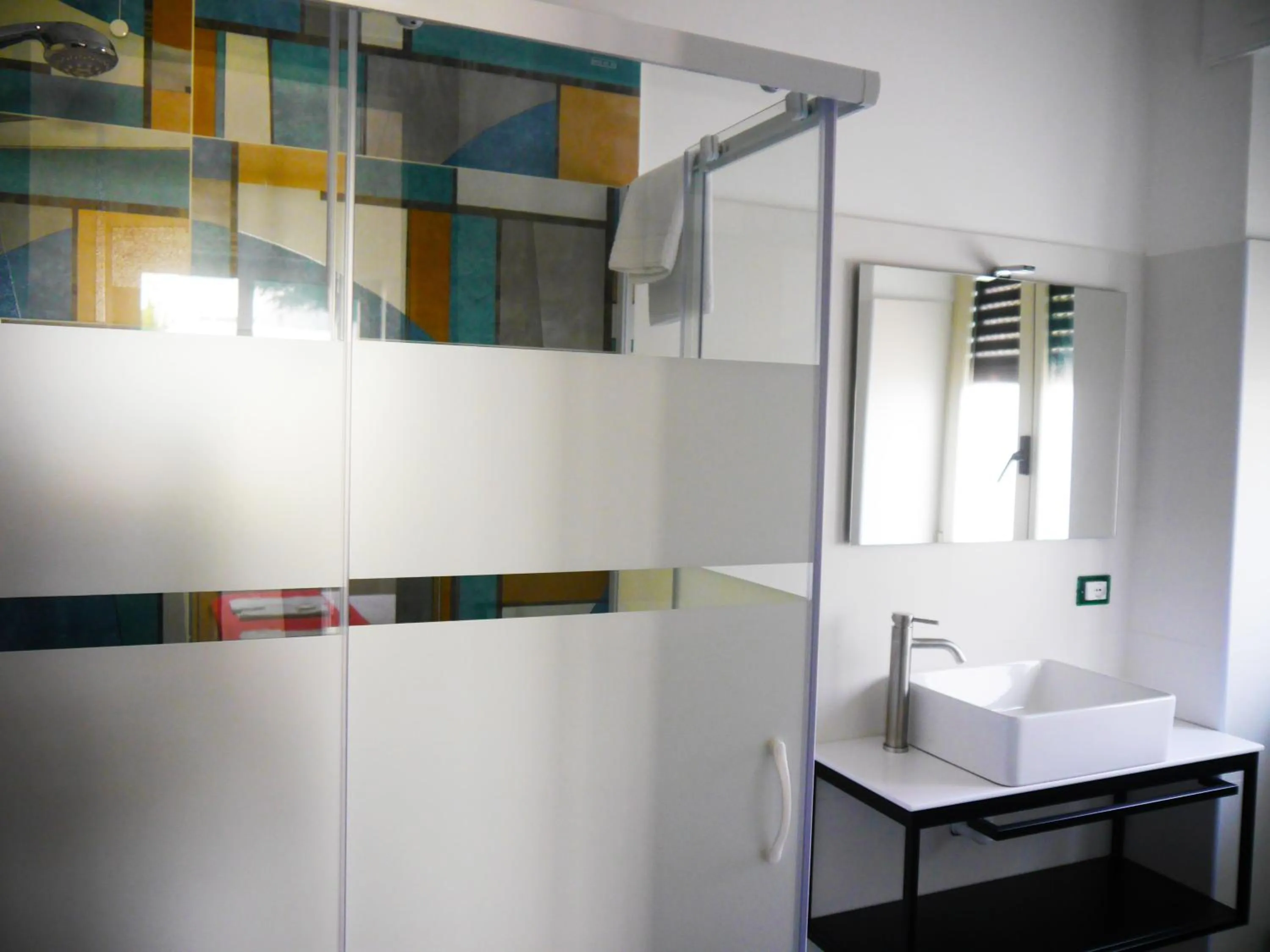 Shower in HOTEL HOUSE GARGANO