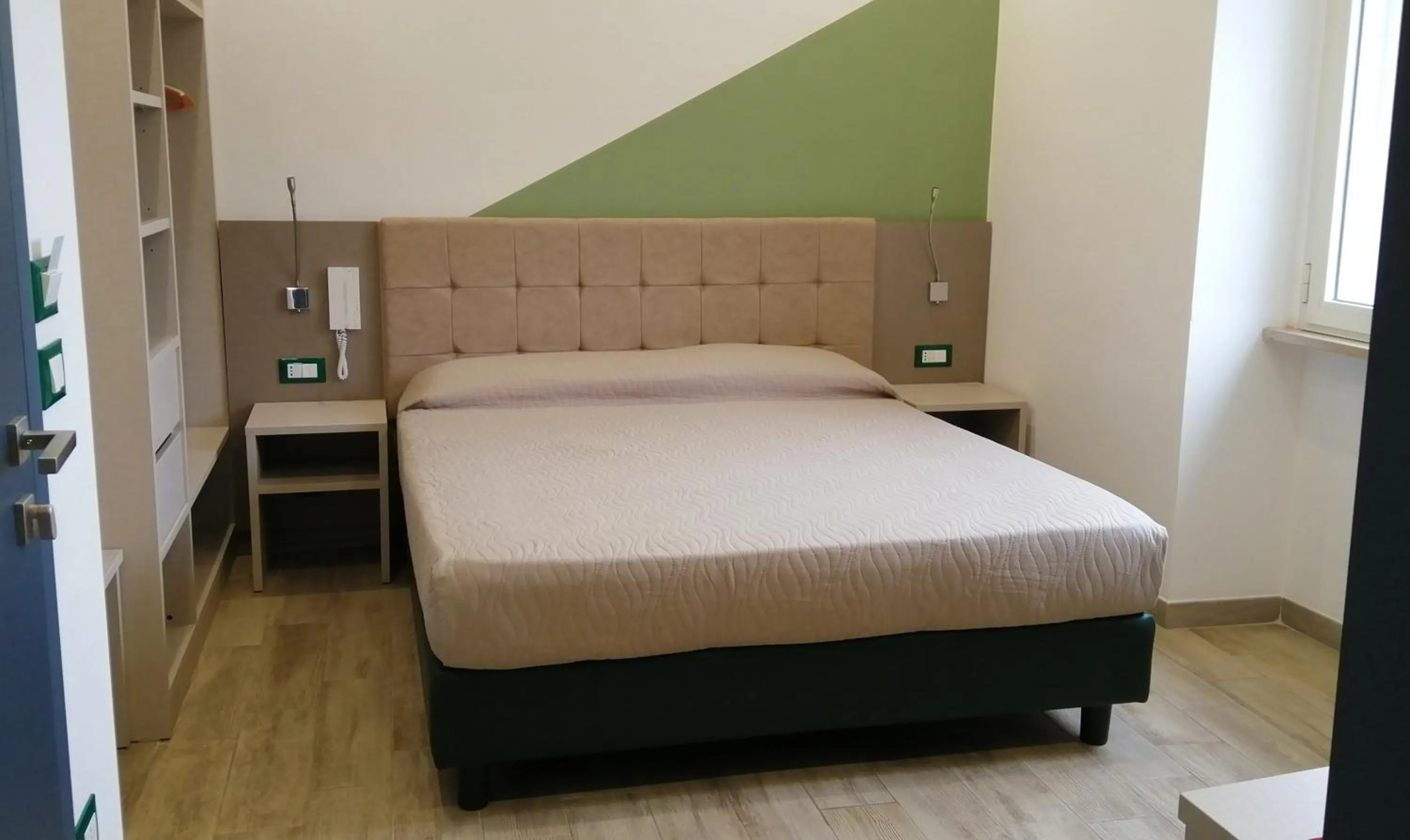 Bedroom, Bed in HOTEL HOUSE GARGANO