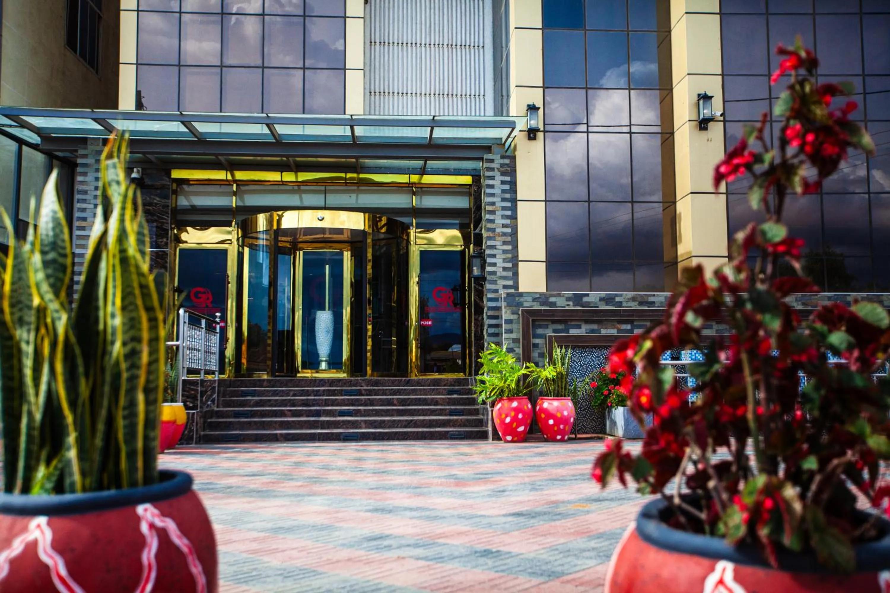 Facade/entrance in GR Comfort Hotel