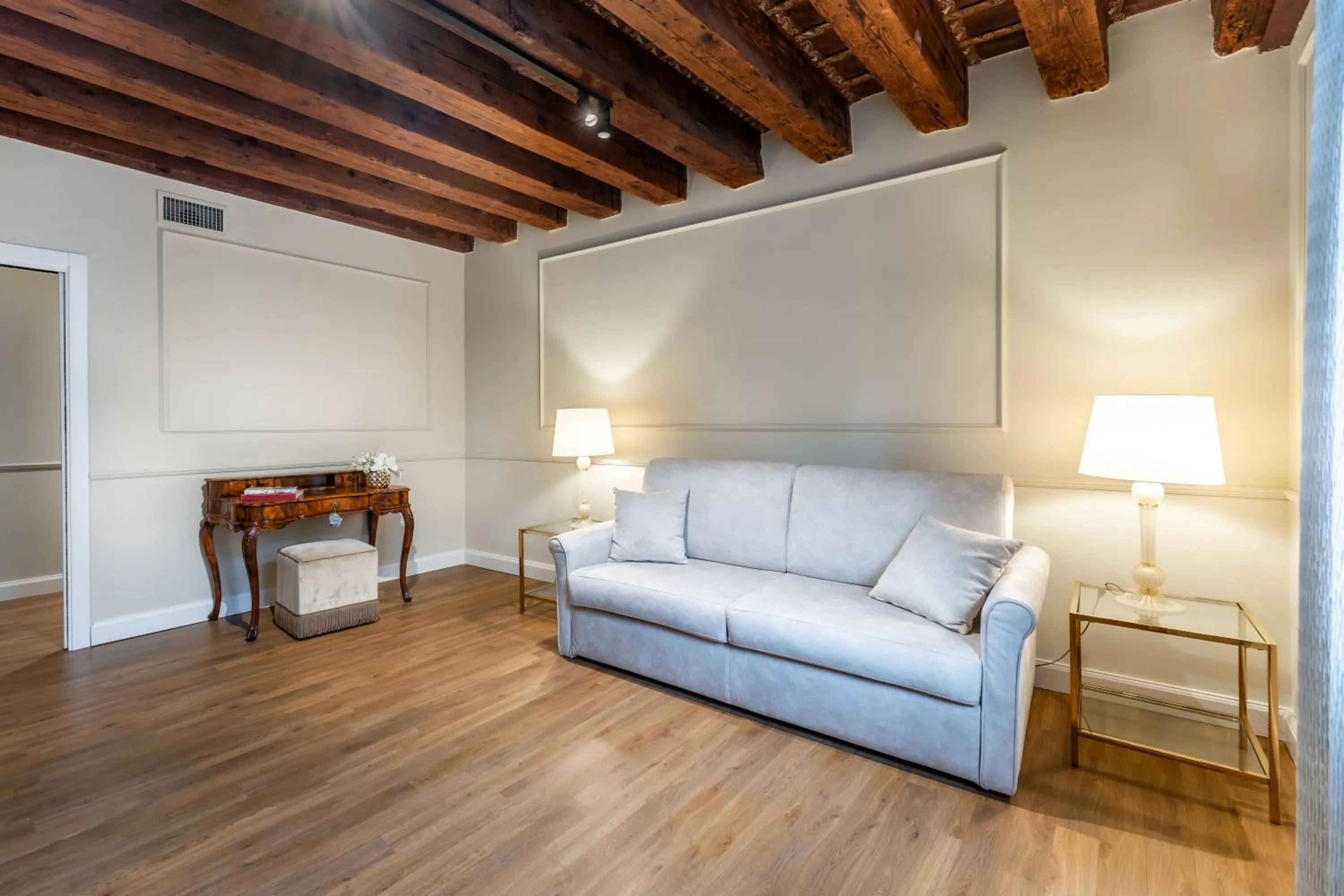 Living room in San Vio Palace Luxury Apartments