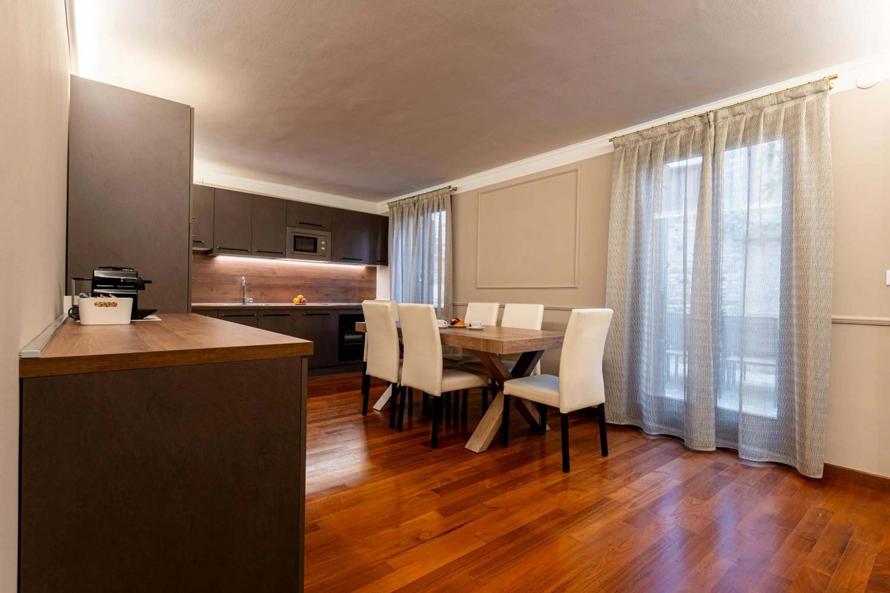 Kitchen or kitchenette in San Vio Palace Luxury Apartments