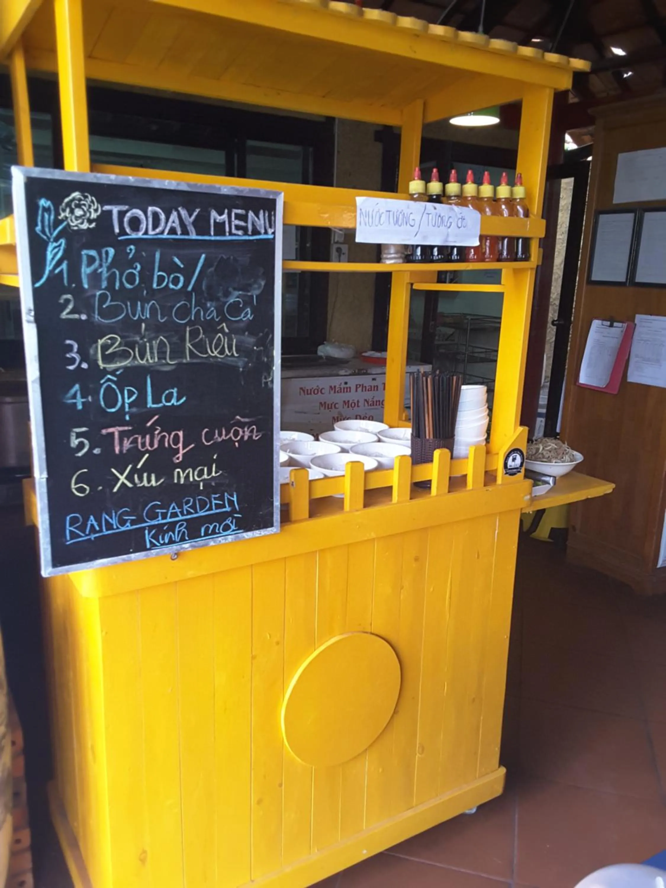 Restaurant/places to eat in Rang Garden Beach Side