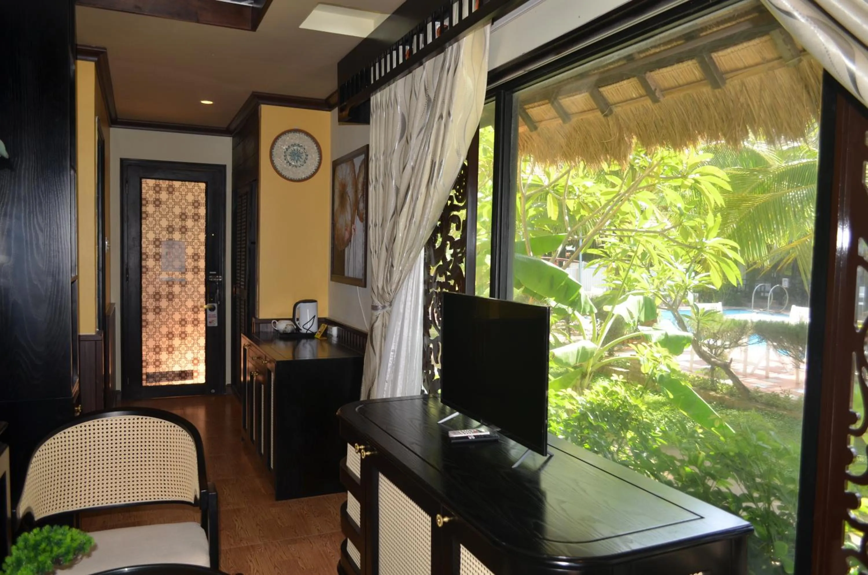 Area and facilities in Rang Garden Beach Side