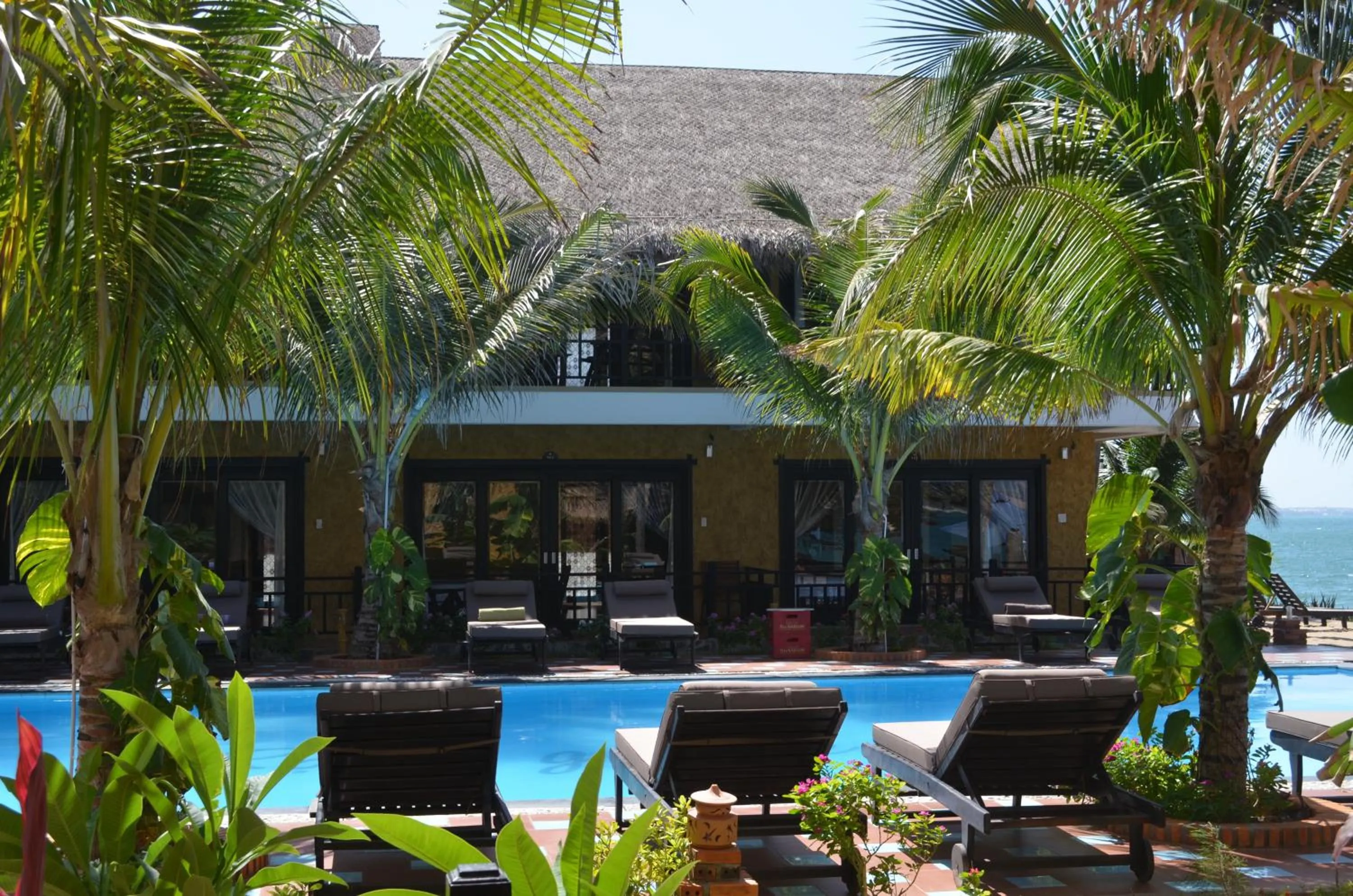 Day in Rang Garden Beach Side