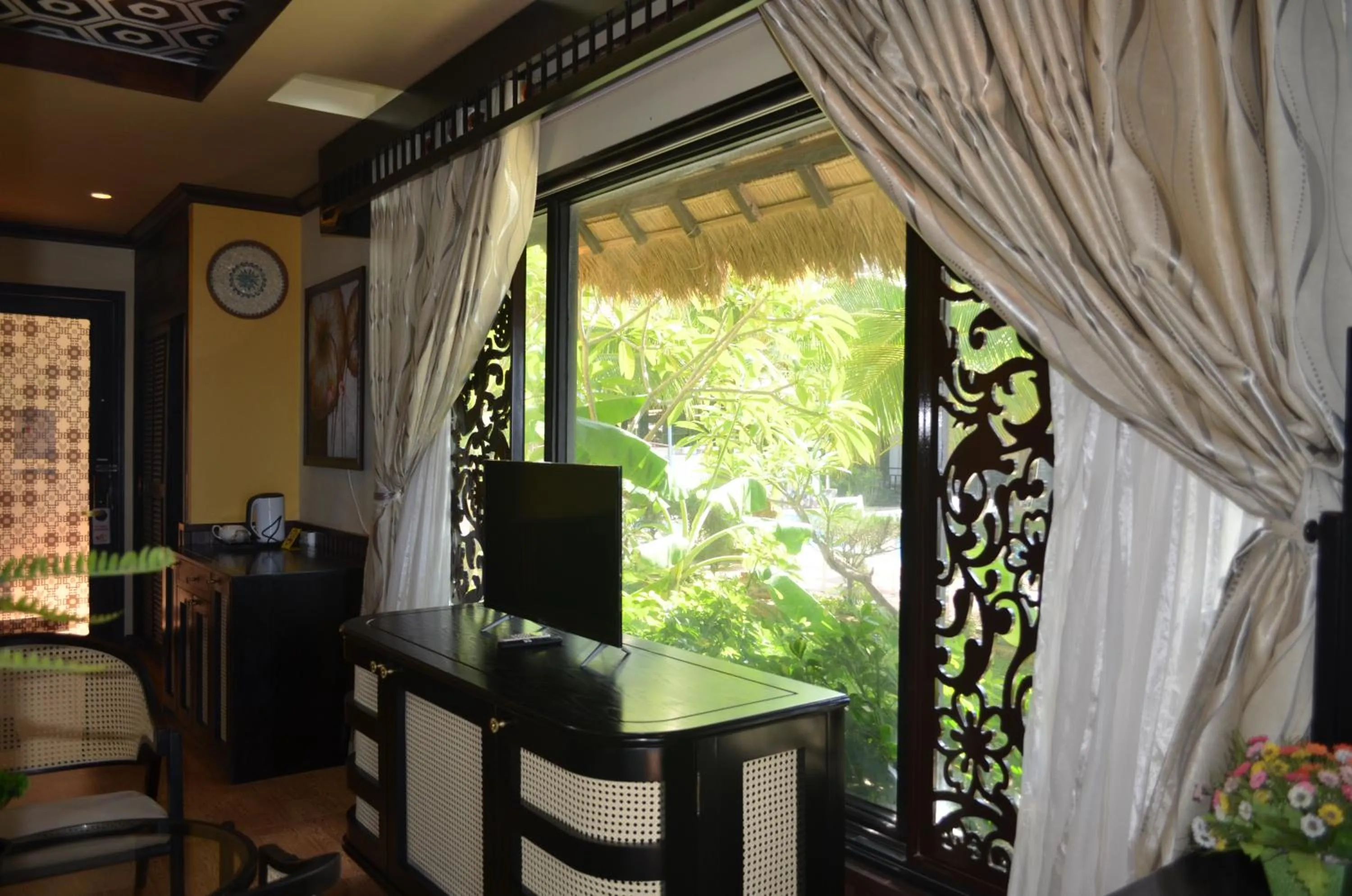 Coffee/tea facilities in Rang Garden Beach Side