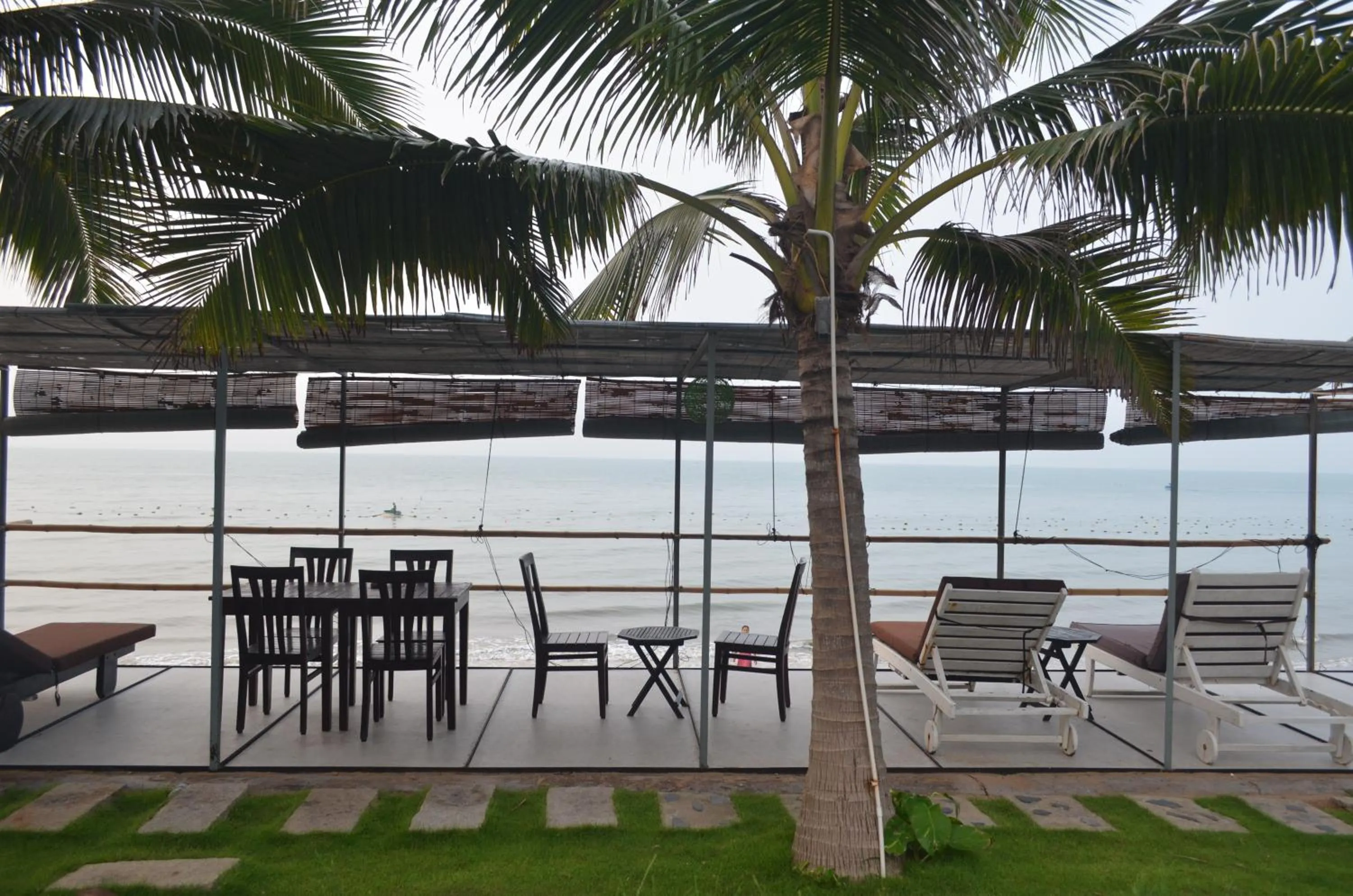 Patio in Rang Garden Beach Side