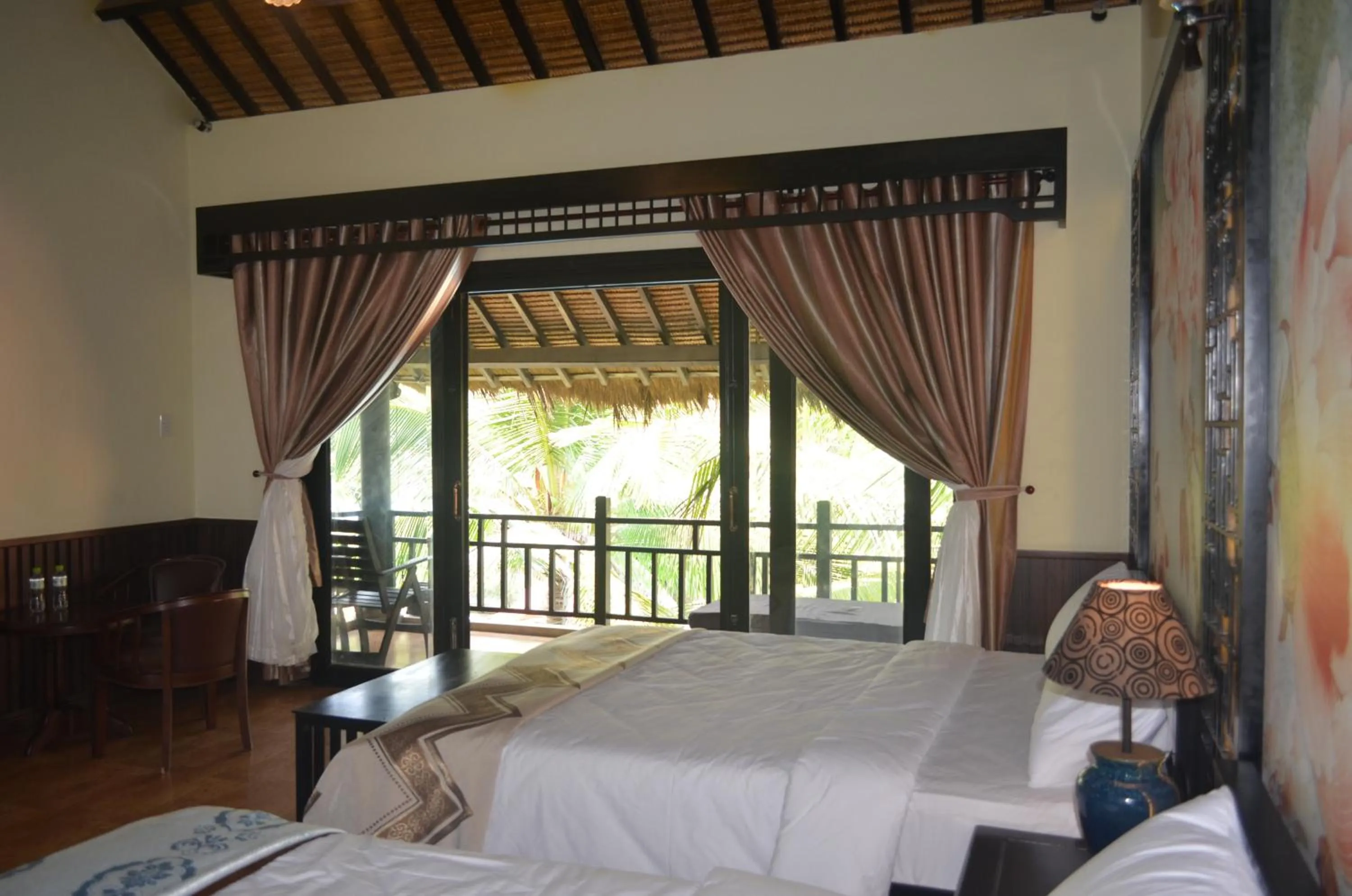 Bed in Rang Garden Beach Side