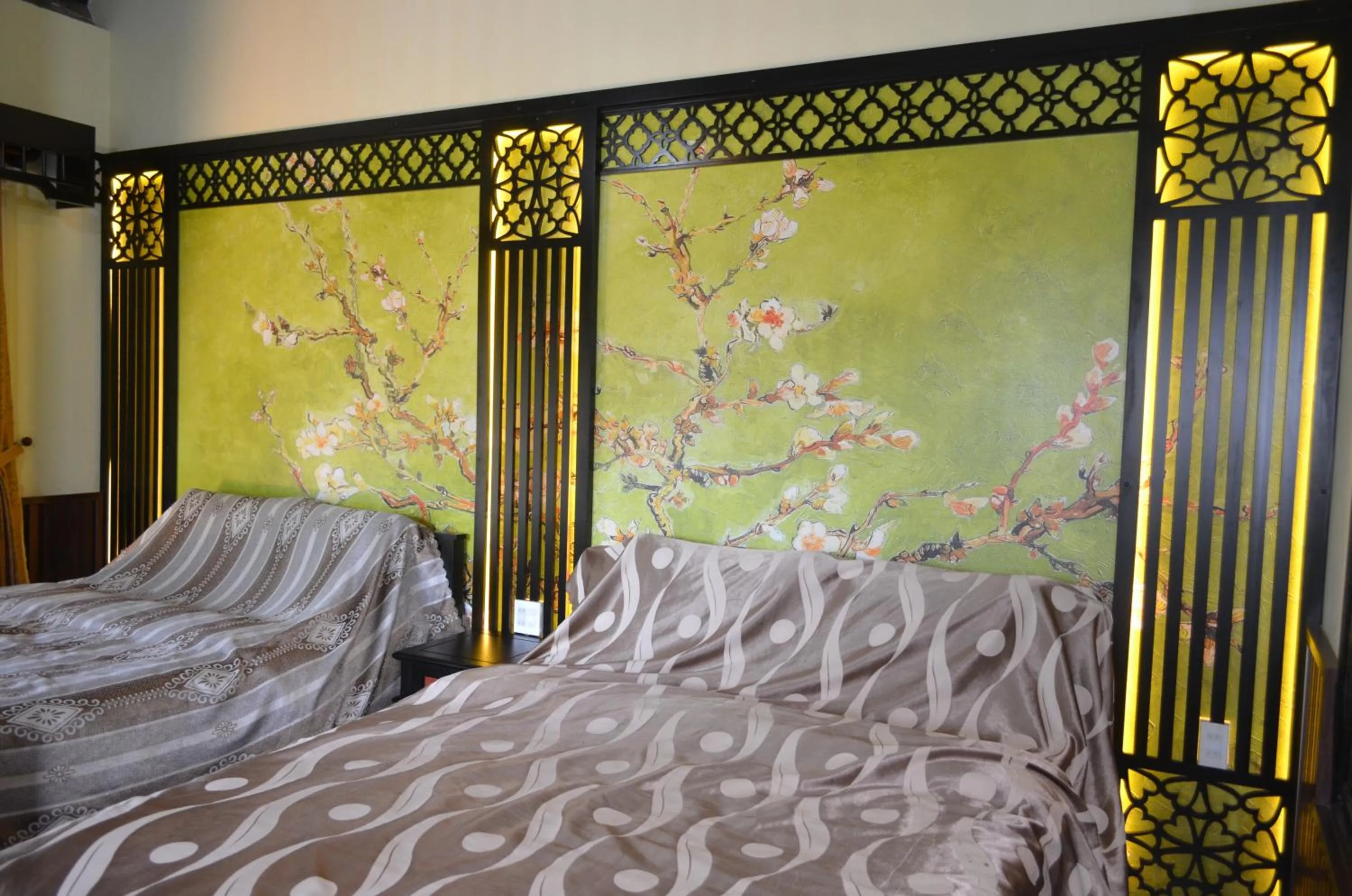 Bed in Rang Garden Beach Side