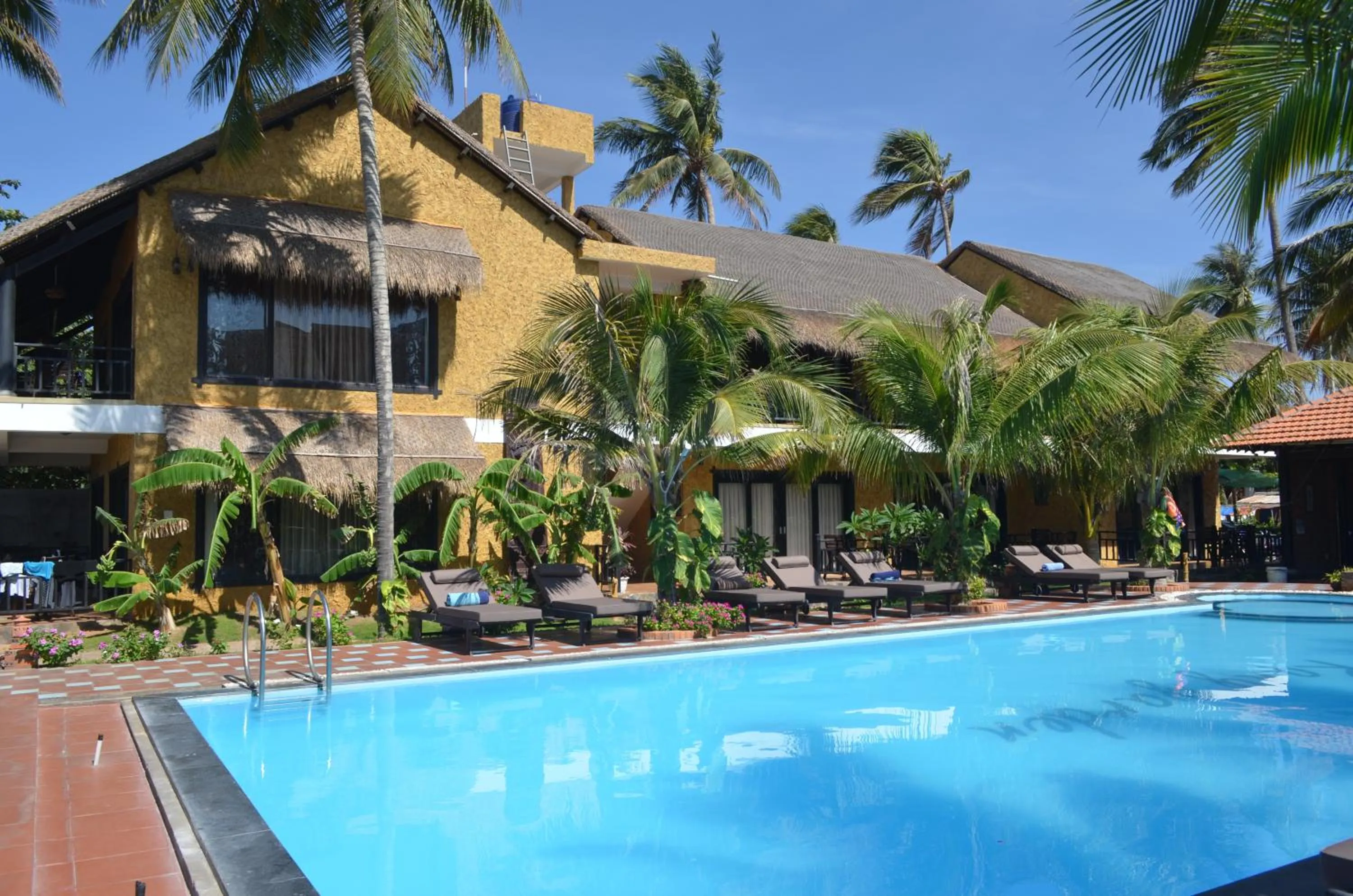 Day in Rang Garden Beach Side