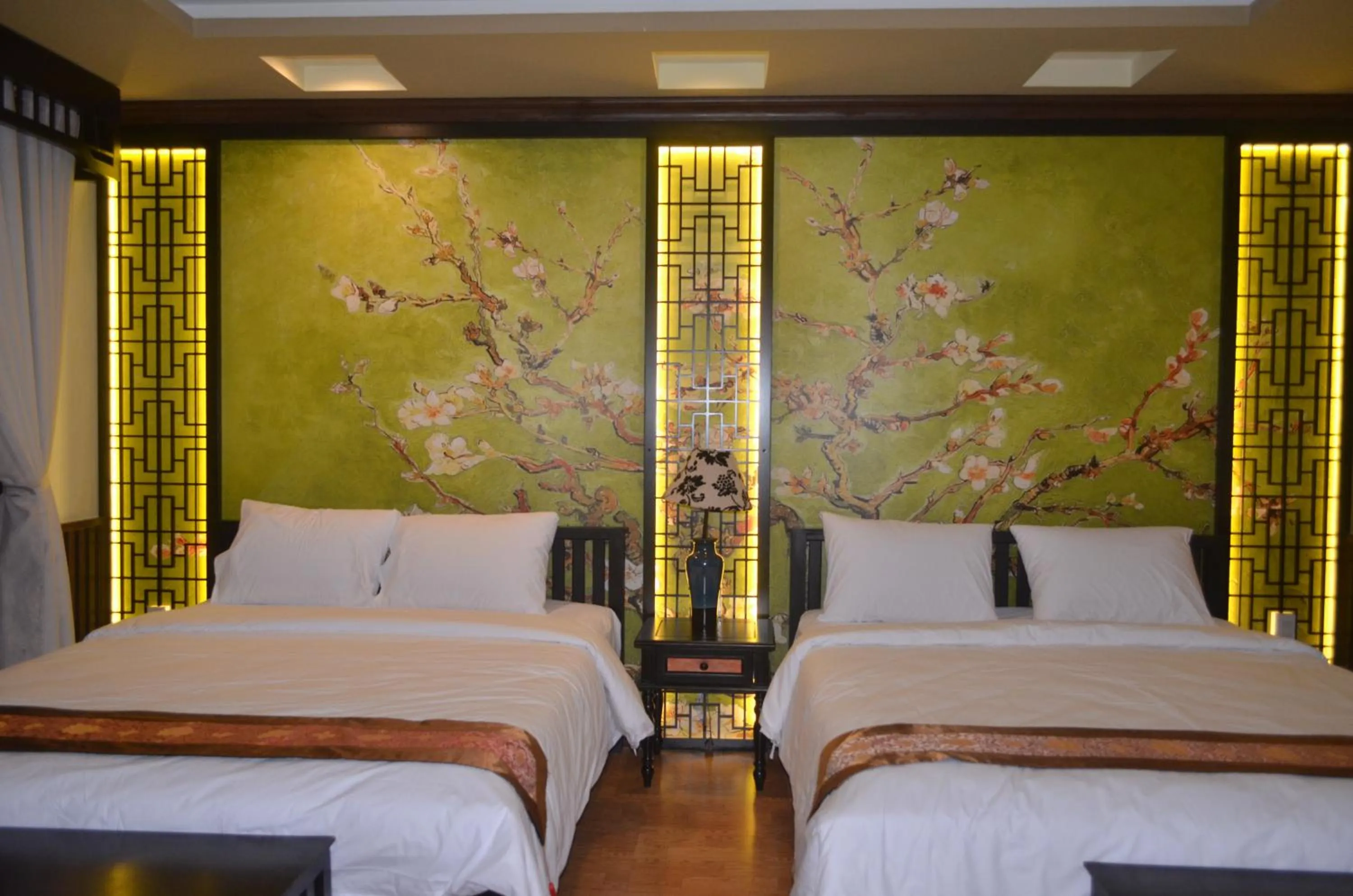 Bedroom, Bed in Rang Garden Beach Side