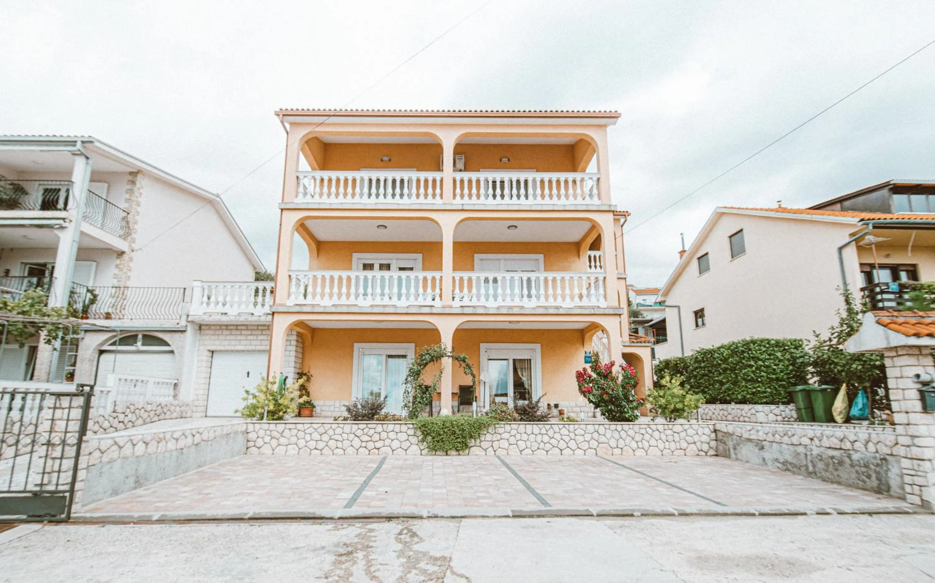 Property building in Apartments Vukic