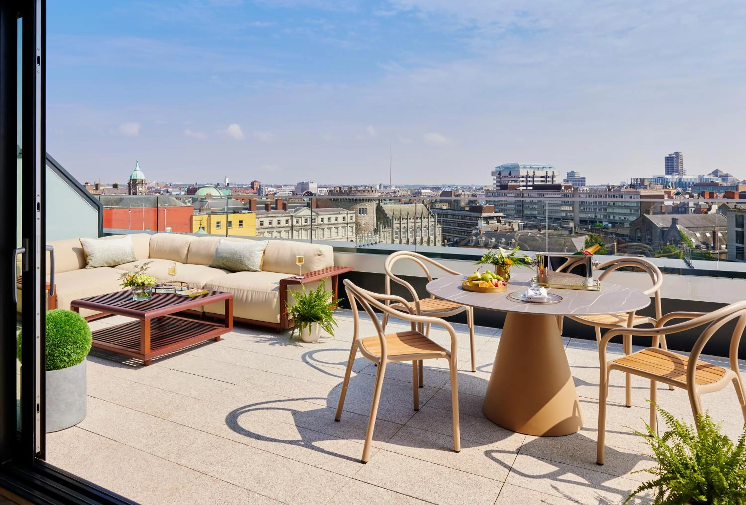 Balcony/Terrace in The Chancery Hotel