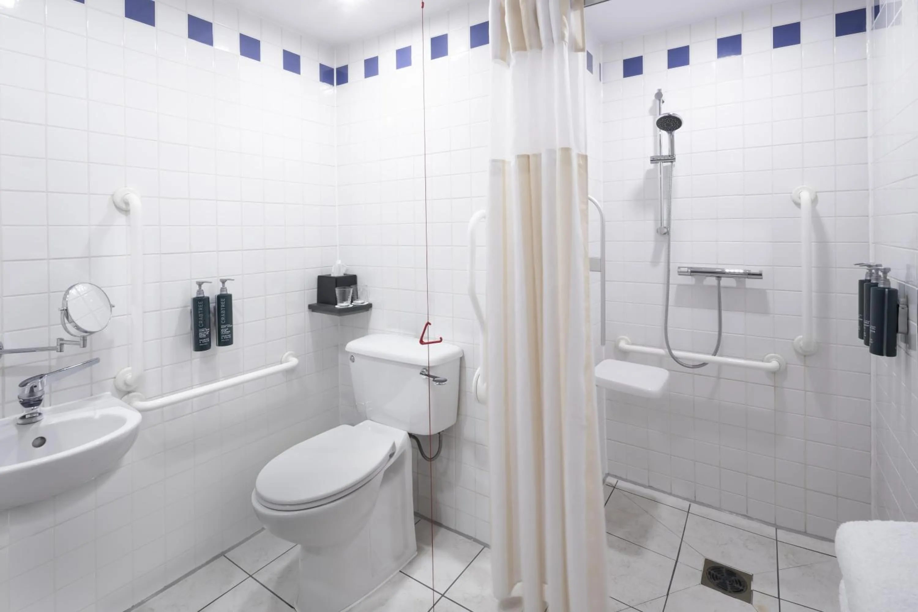 Bathroom in Hilton Garden Inn Glasgow City Centre