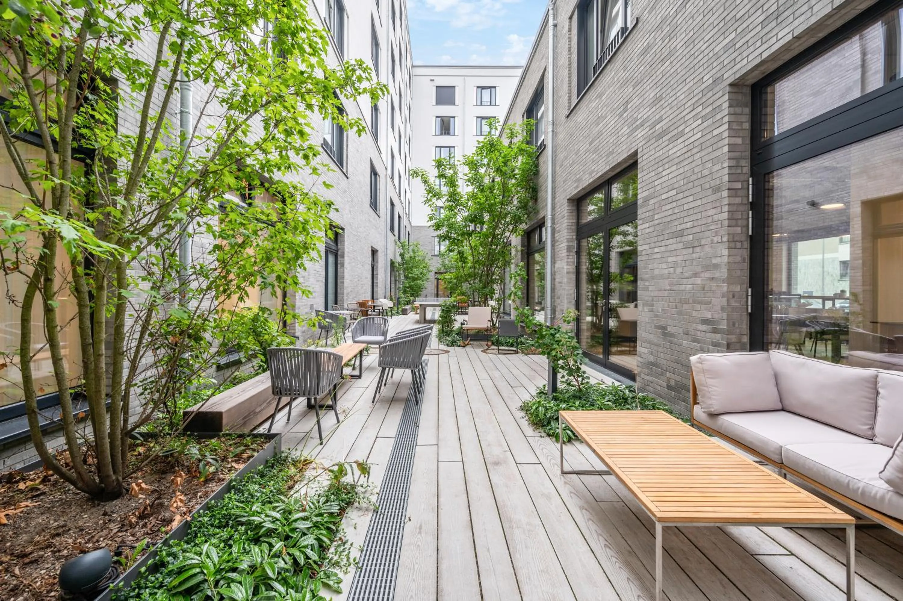 Inner courtyard view in Habyt-The Waterfront