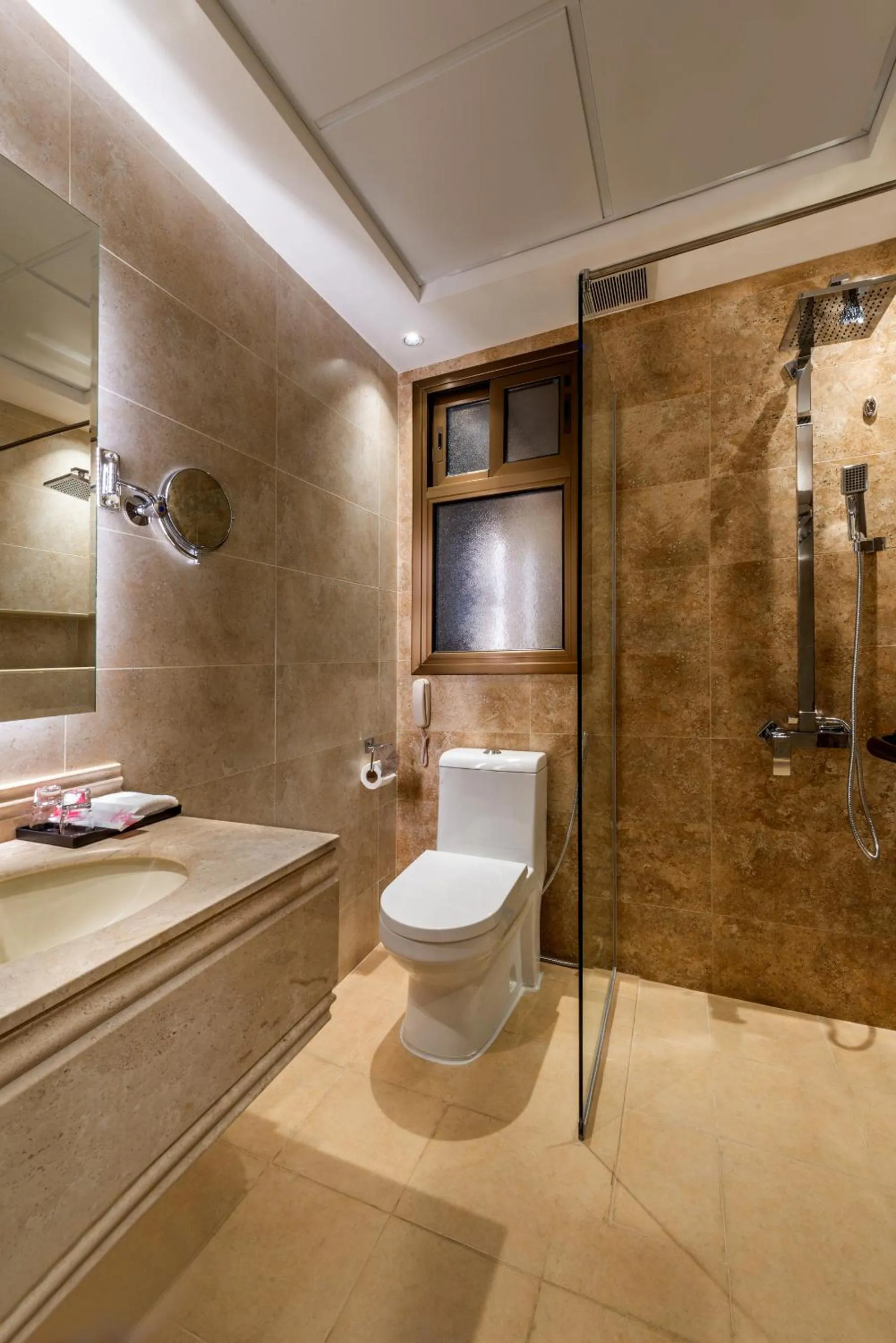 Toilet in Beach View Hotel