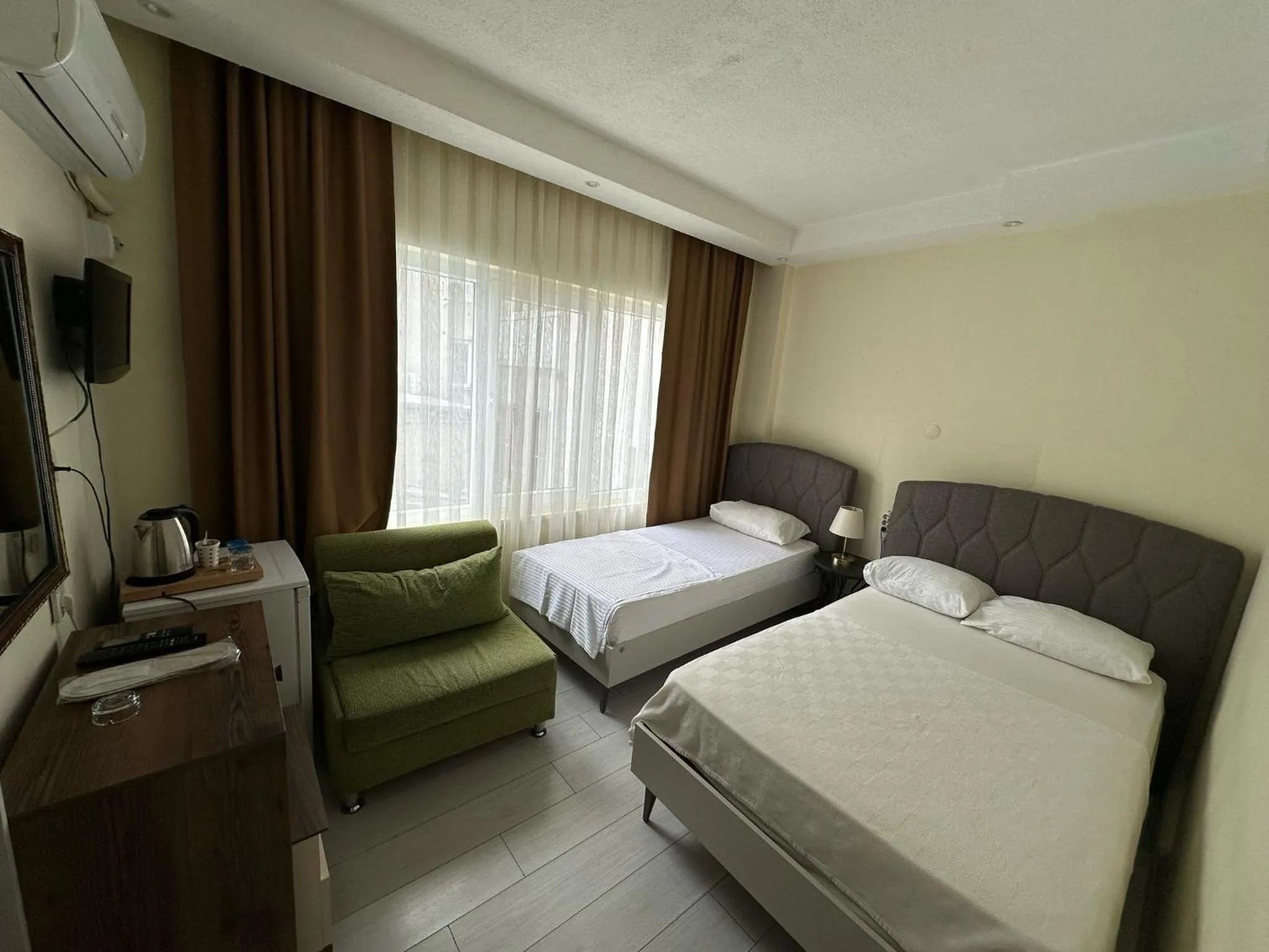 Bed in NAVAL HOTEL YALOVA