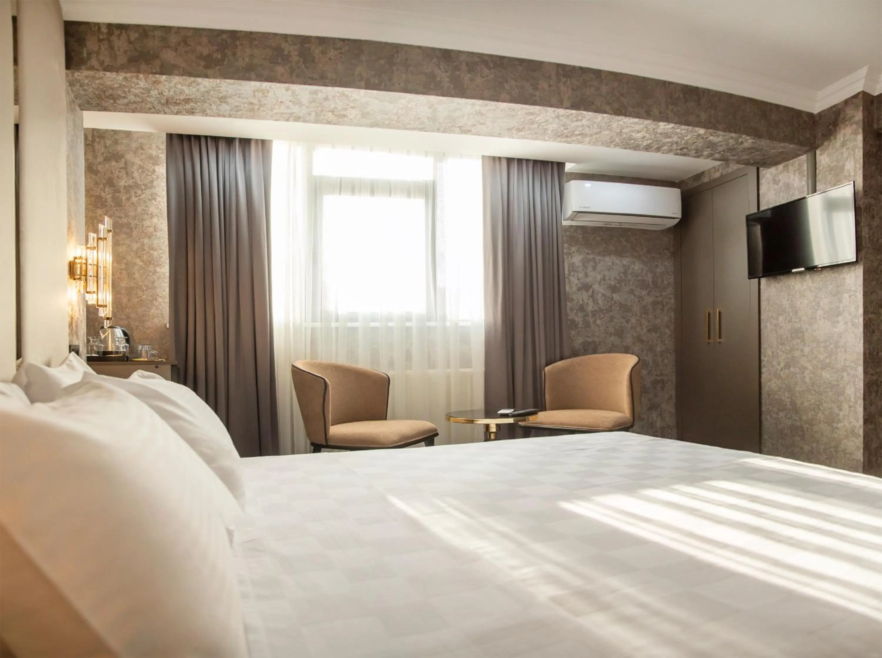 Breakfast, Bed in Golden Bazaar hotel