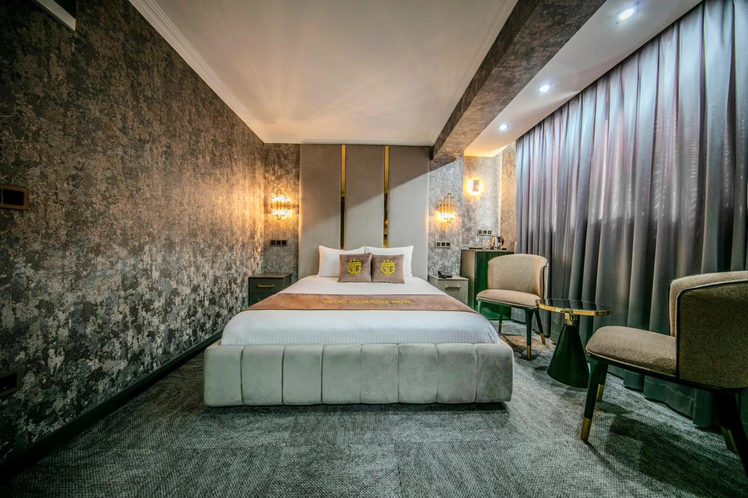 Bed in Grand Gedikpasha Hotel