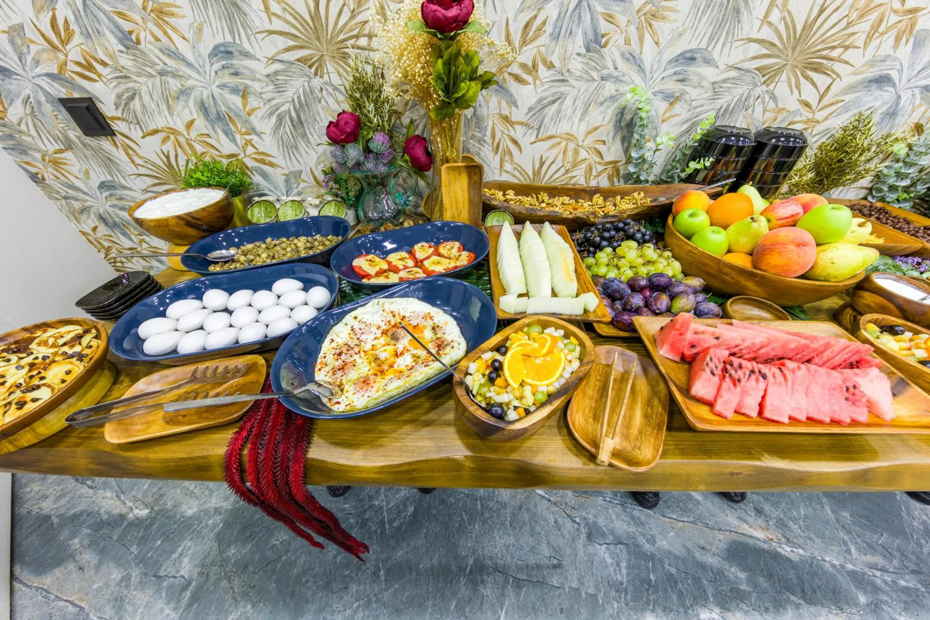 Buffet breakfast in Golden Bazaar hotel