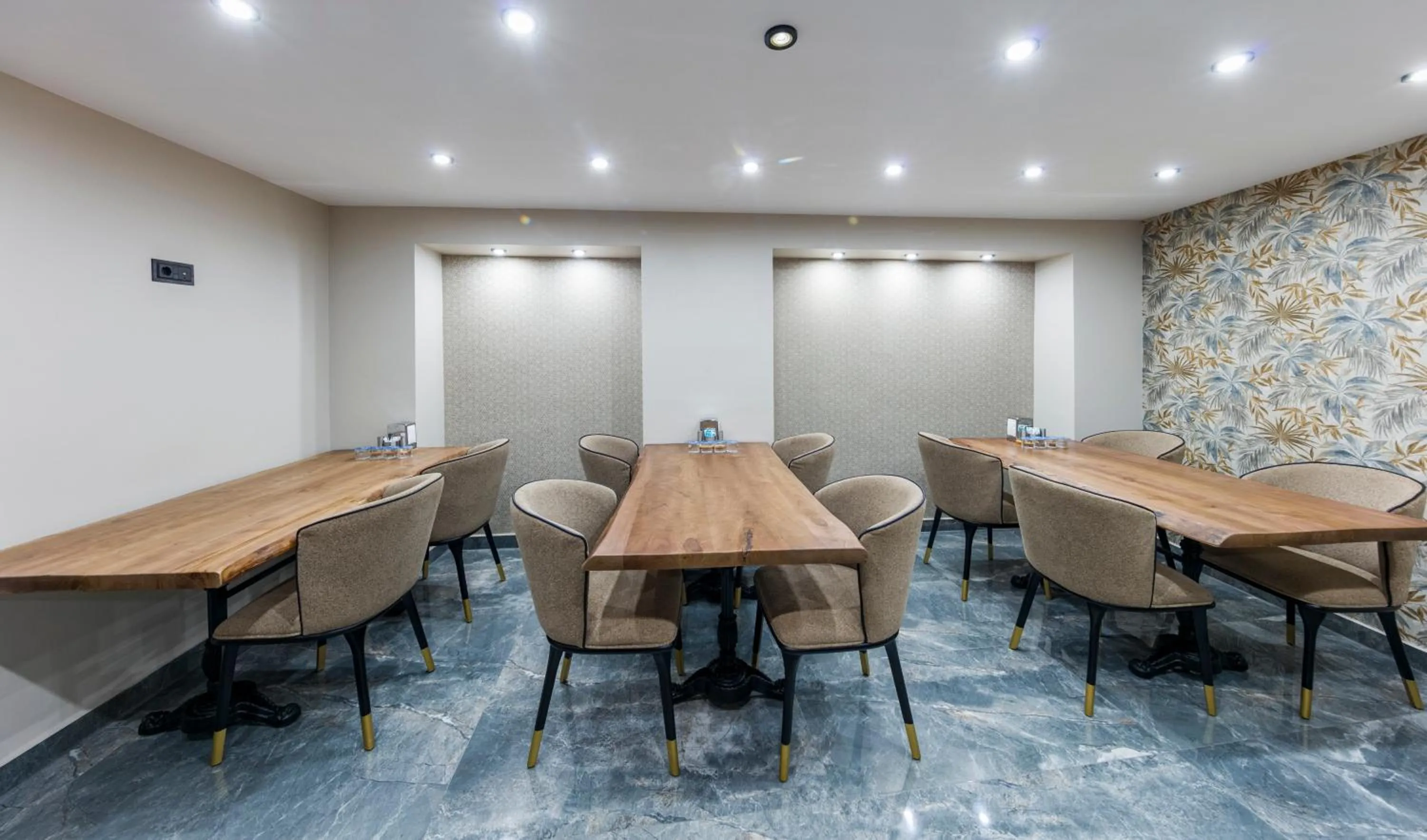Dining area in Golden Bazaar hotel