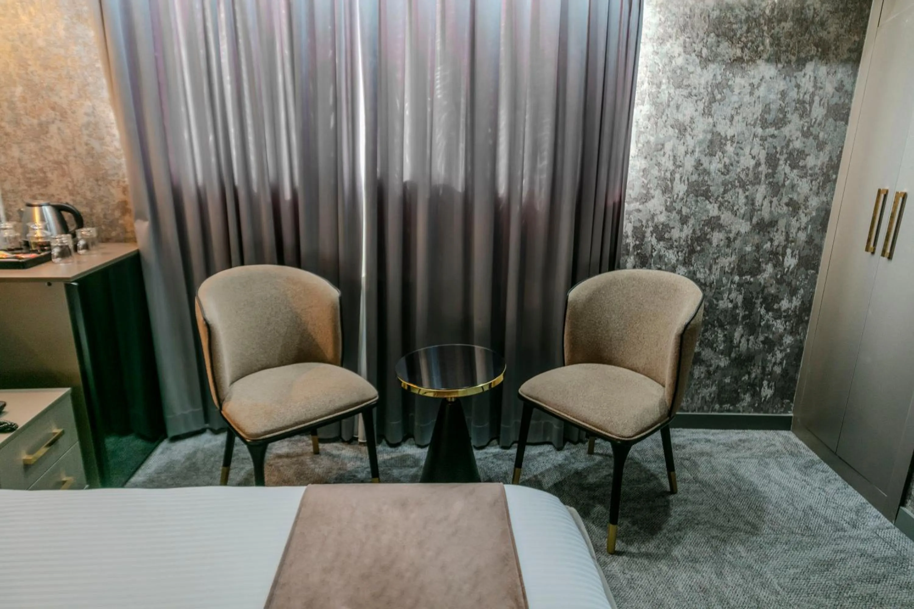 Coffee/tea facilities in Golden Bazaar hotel