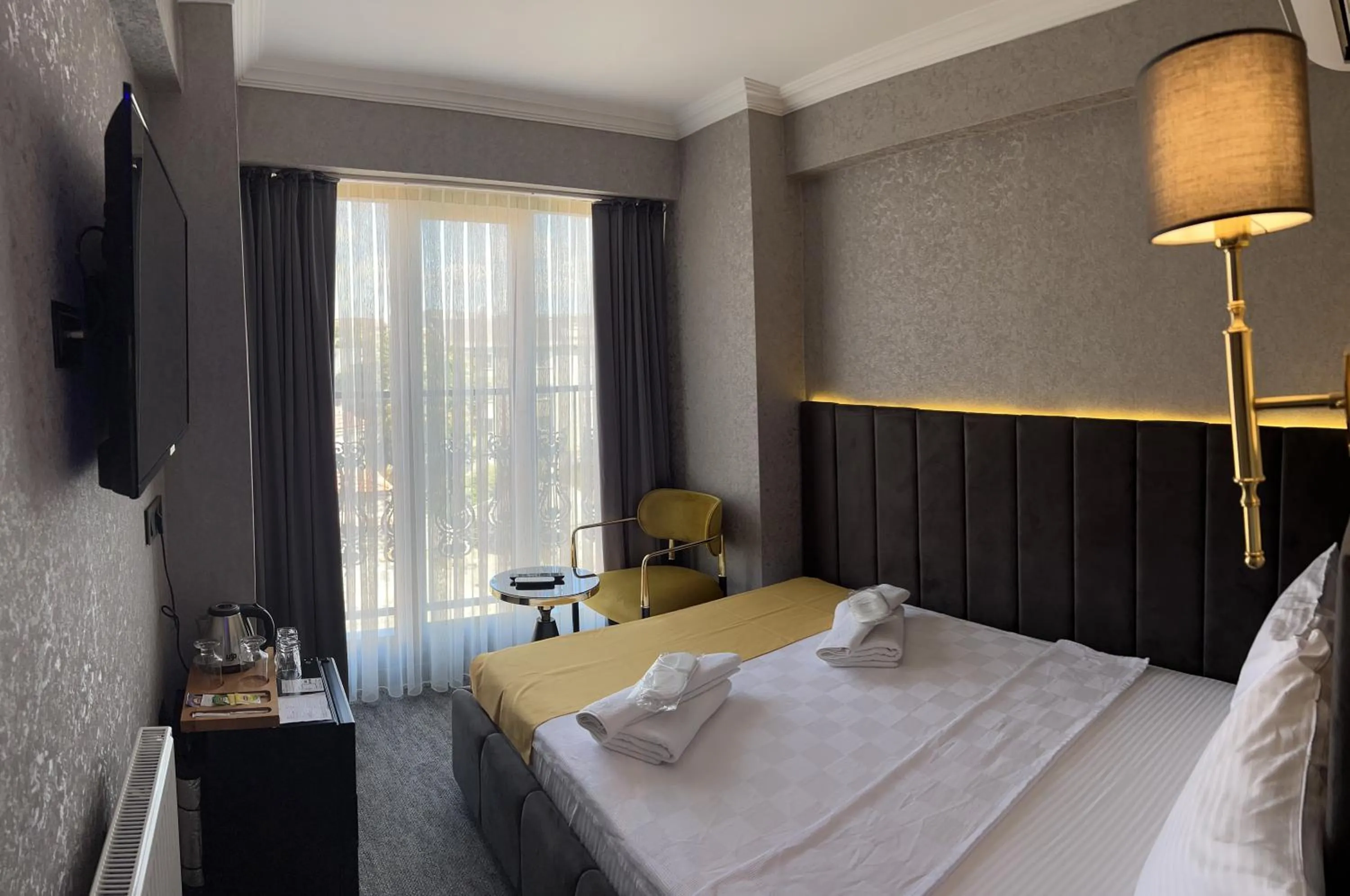 Bed in Golden Bazaar hotel