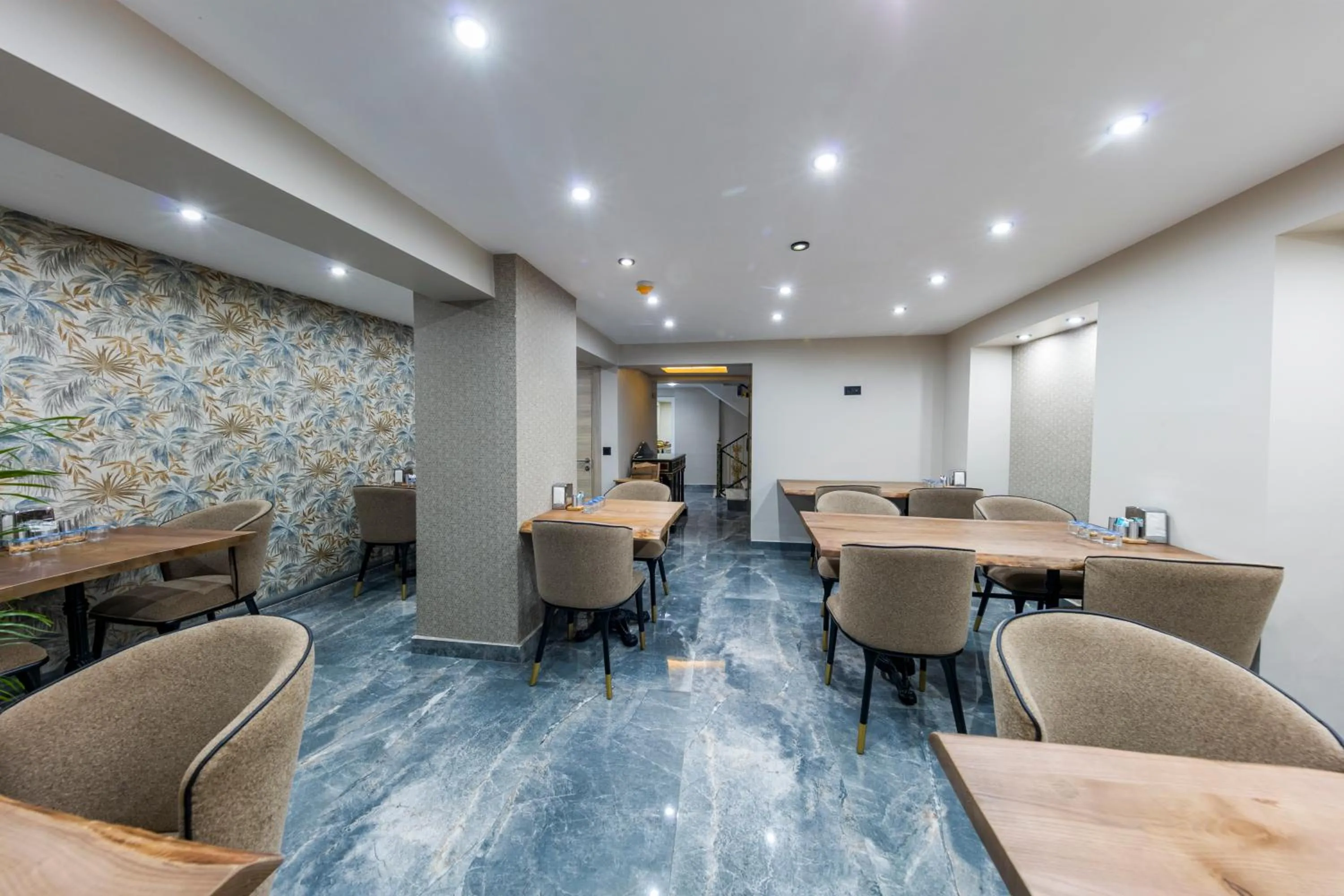 Banquet/Function facilities in Golden Bazaar hotel