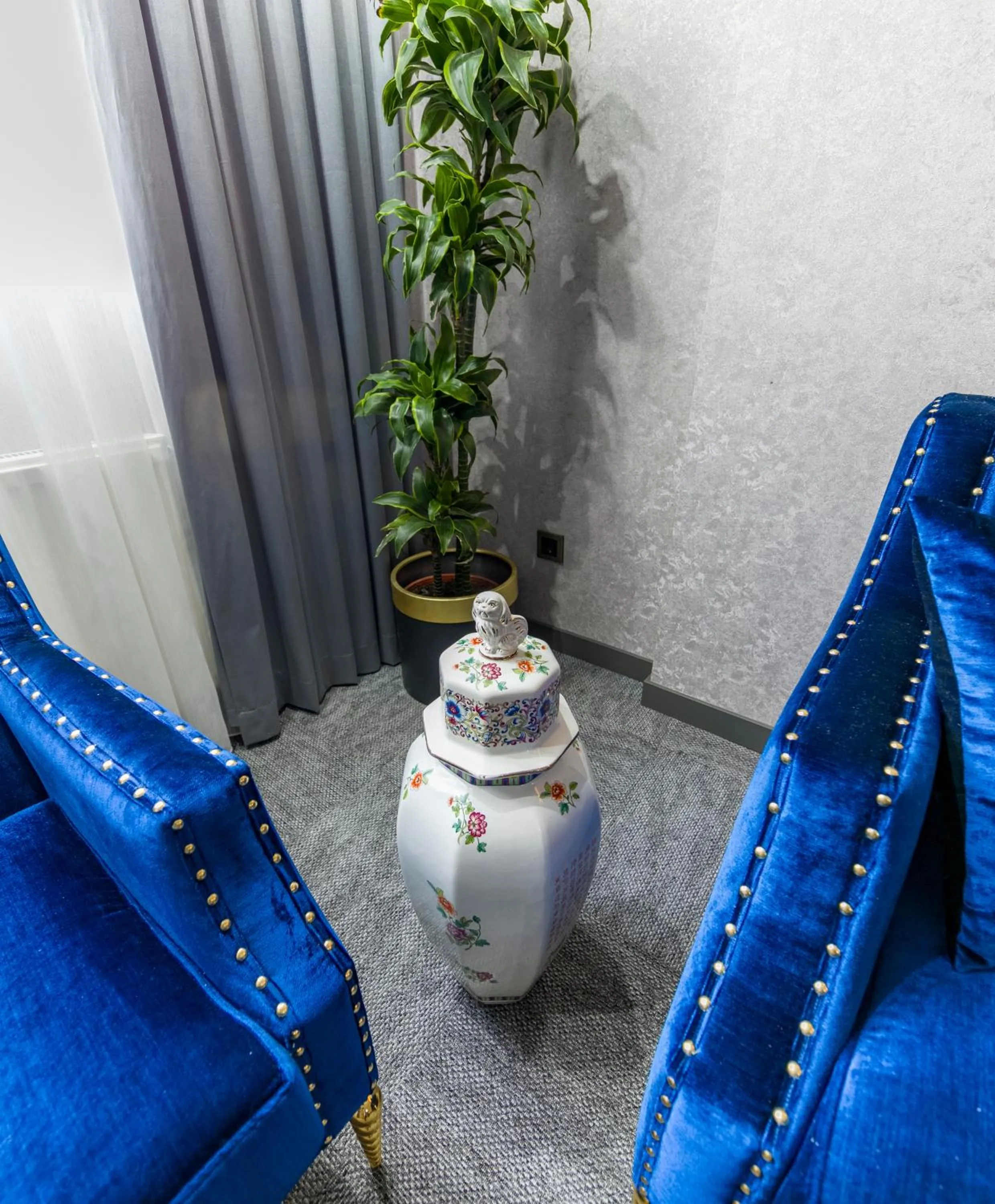 Decorative detail in Golden Bazaar hotel