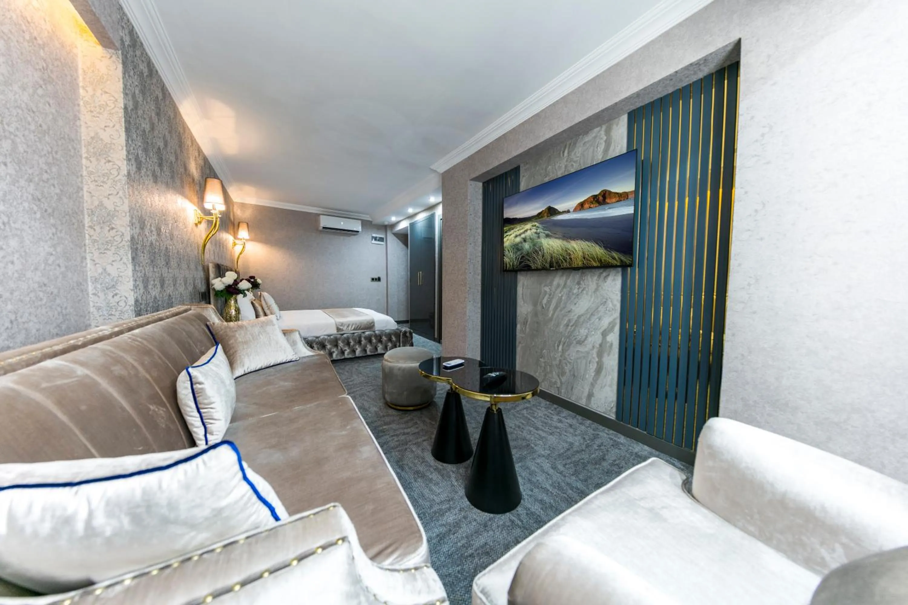 TV and multimedia, Bed in Golden Bazaar hotel