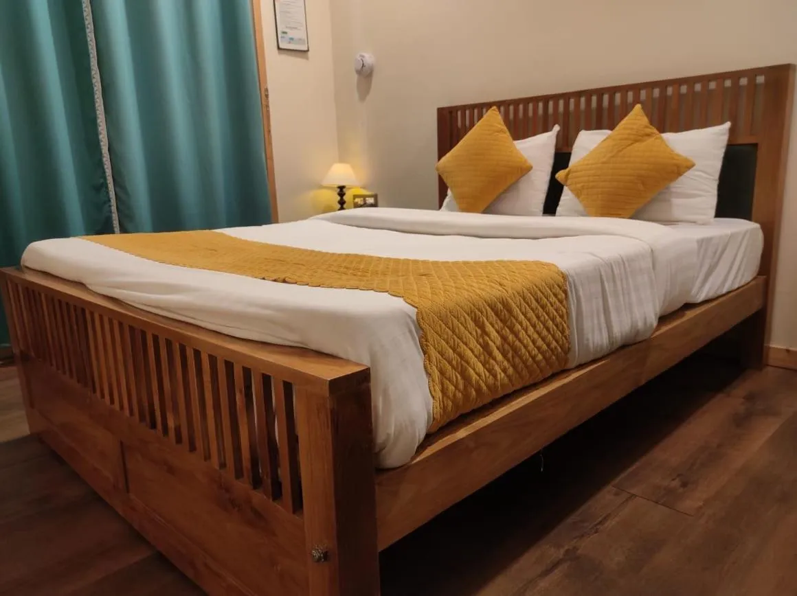 Photo of the whole room, Bed in Chan Beach Resort & Hotel