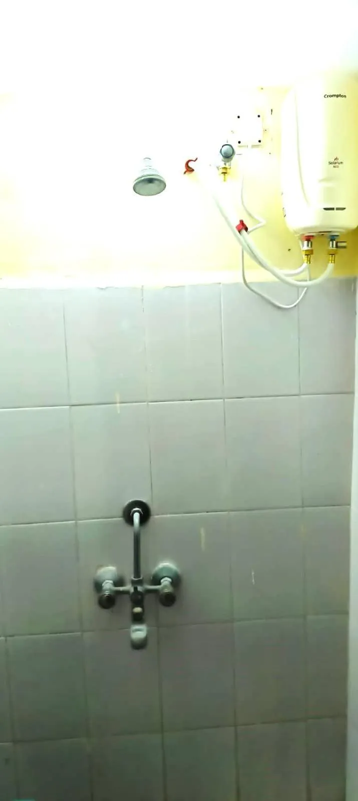 Shower in Chan Beach Resort & Hotel