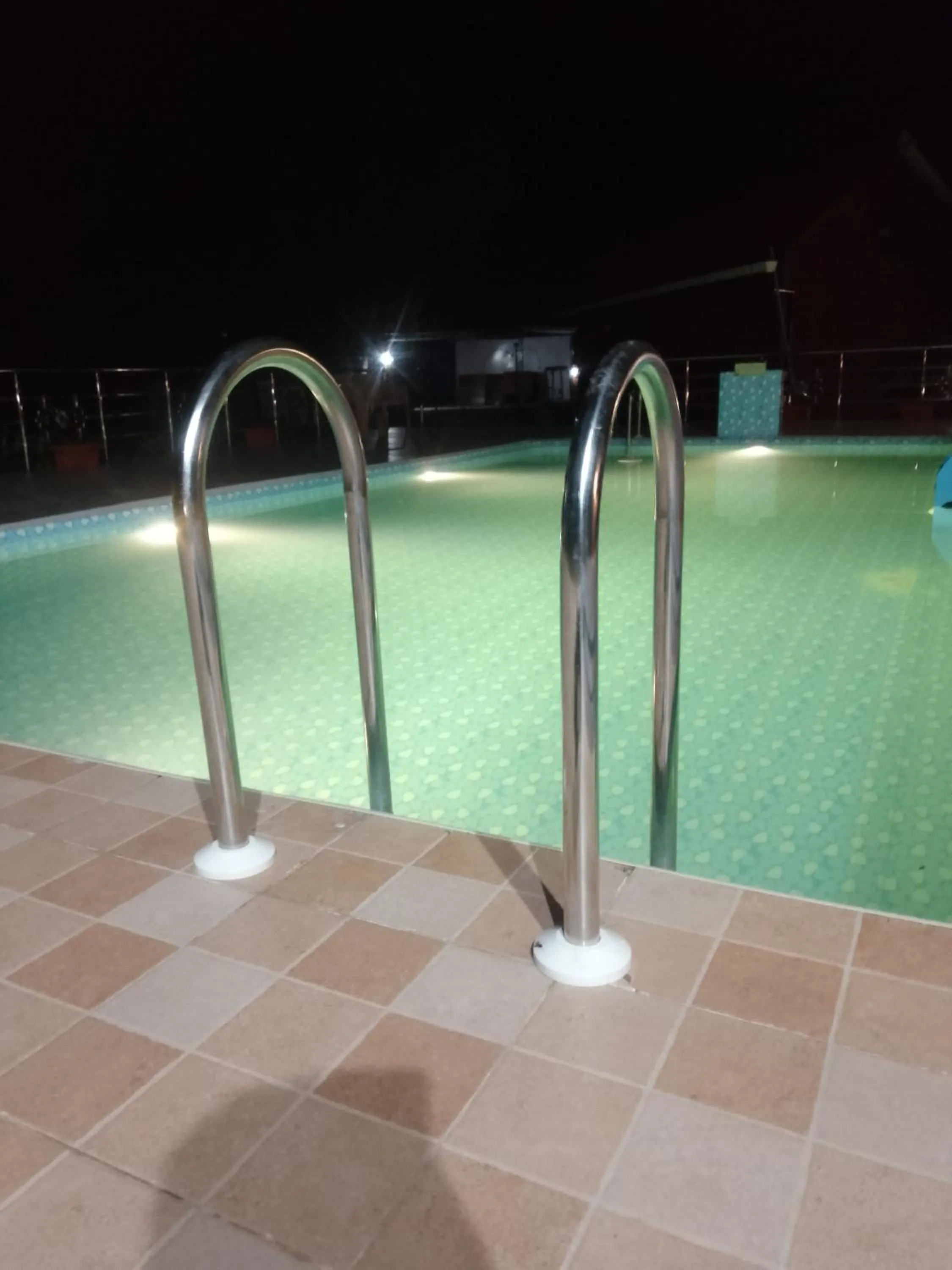 Swimming pool in Chan Beach Resort & Hotel