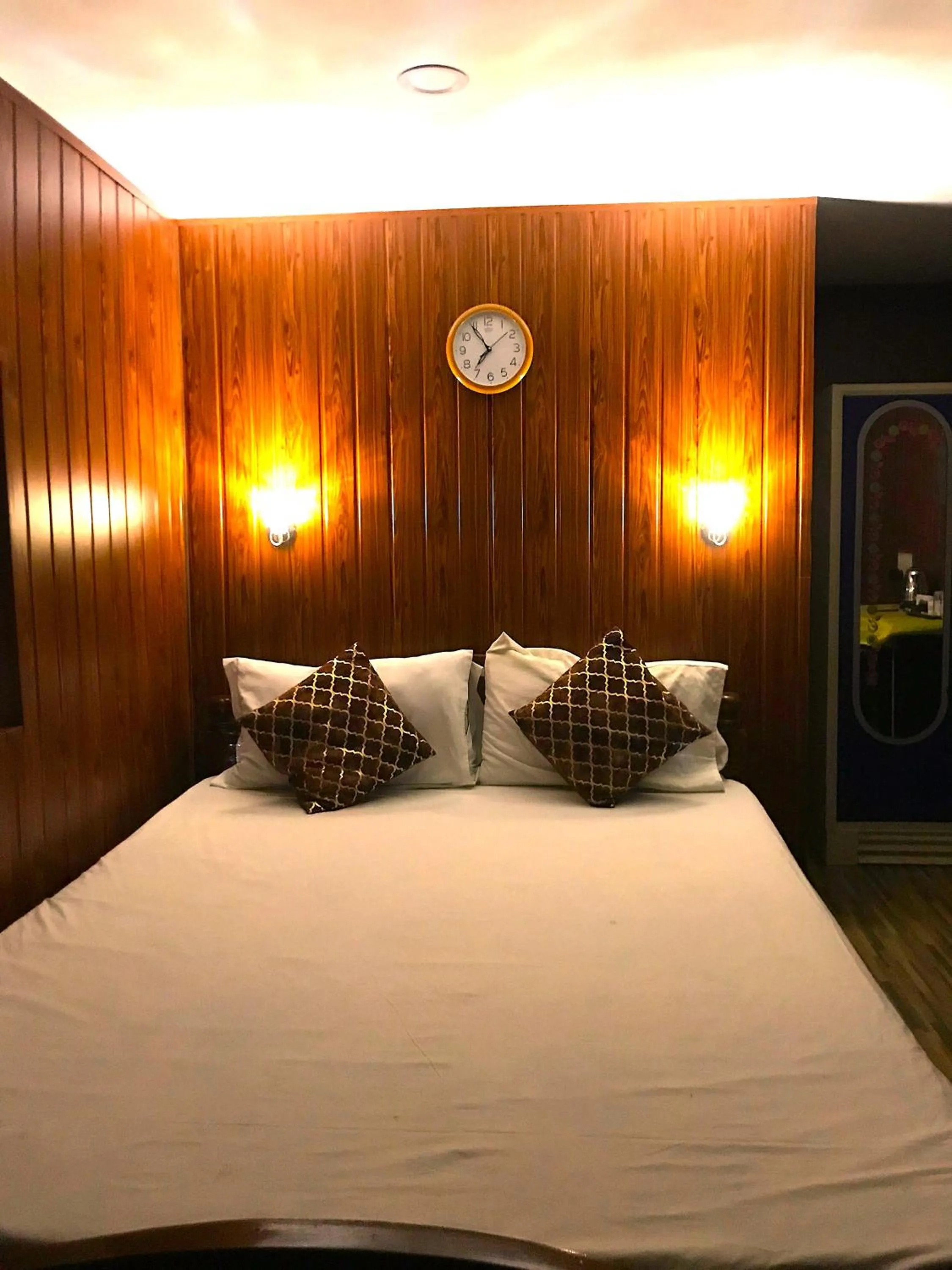 Bedroom, Bed in Chan Beach Resort & Hotel