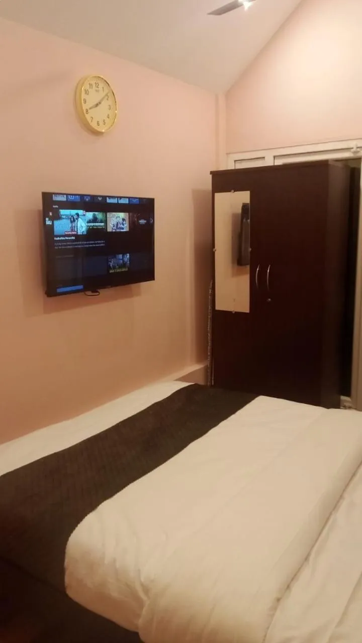 Bed in Chan Beach Resort & Hotel