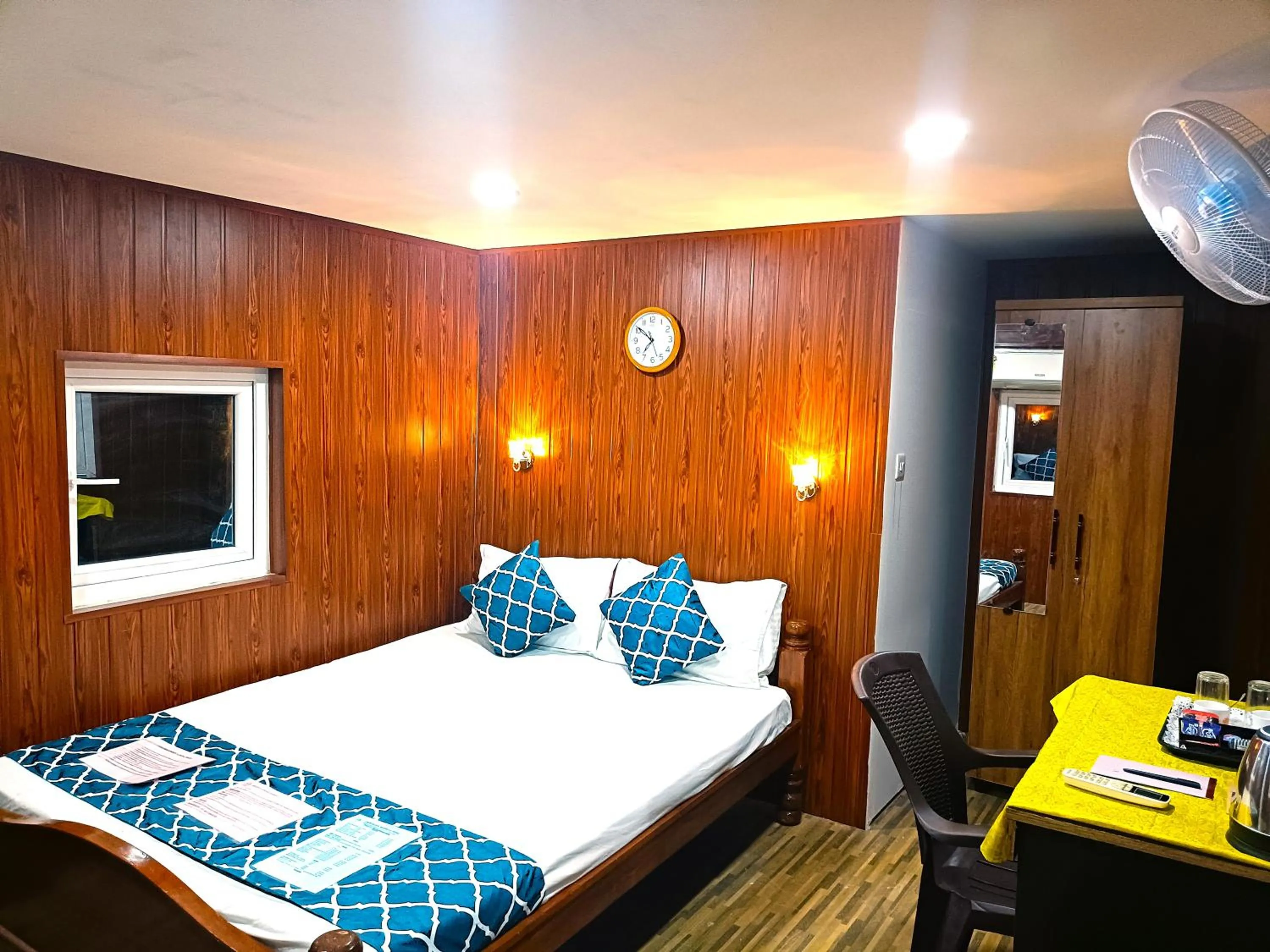 Bedroom, Bed in Chan Beach Resort & Hotel