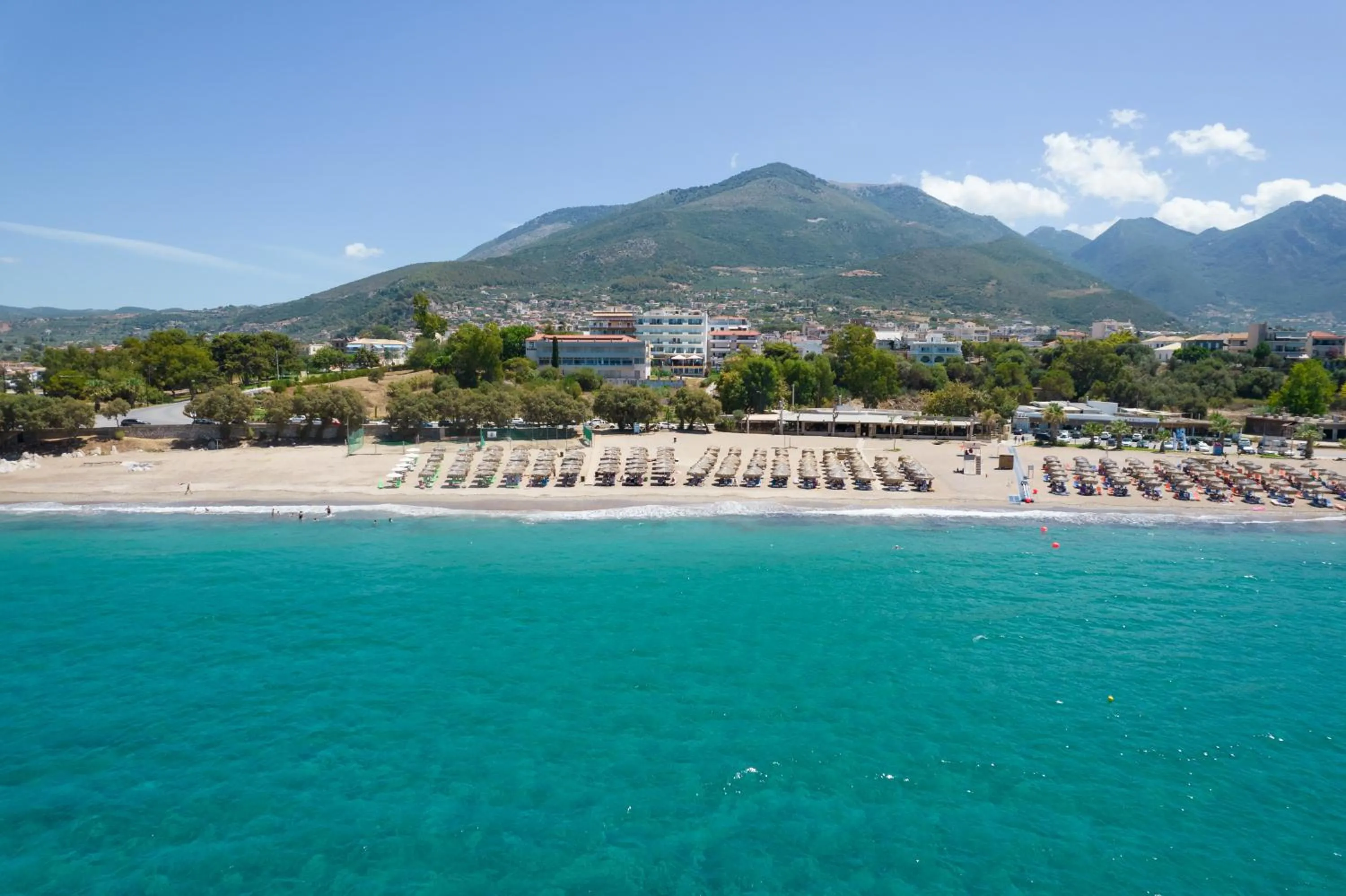 Mountain view in Elegant Beach Hotel