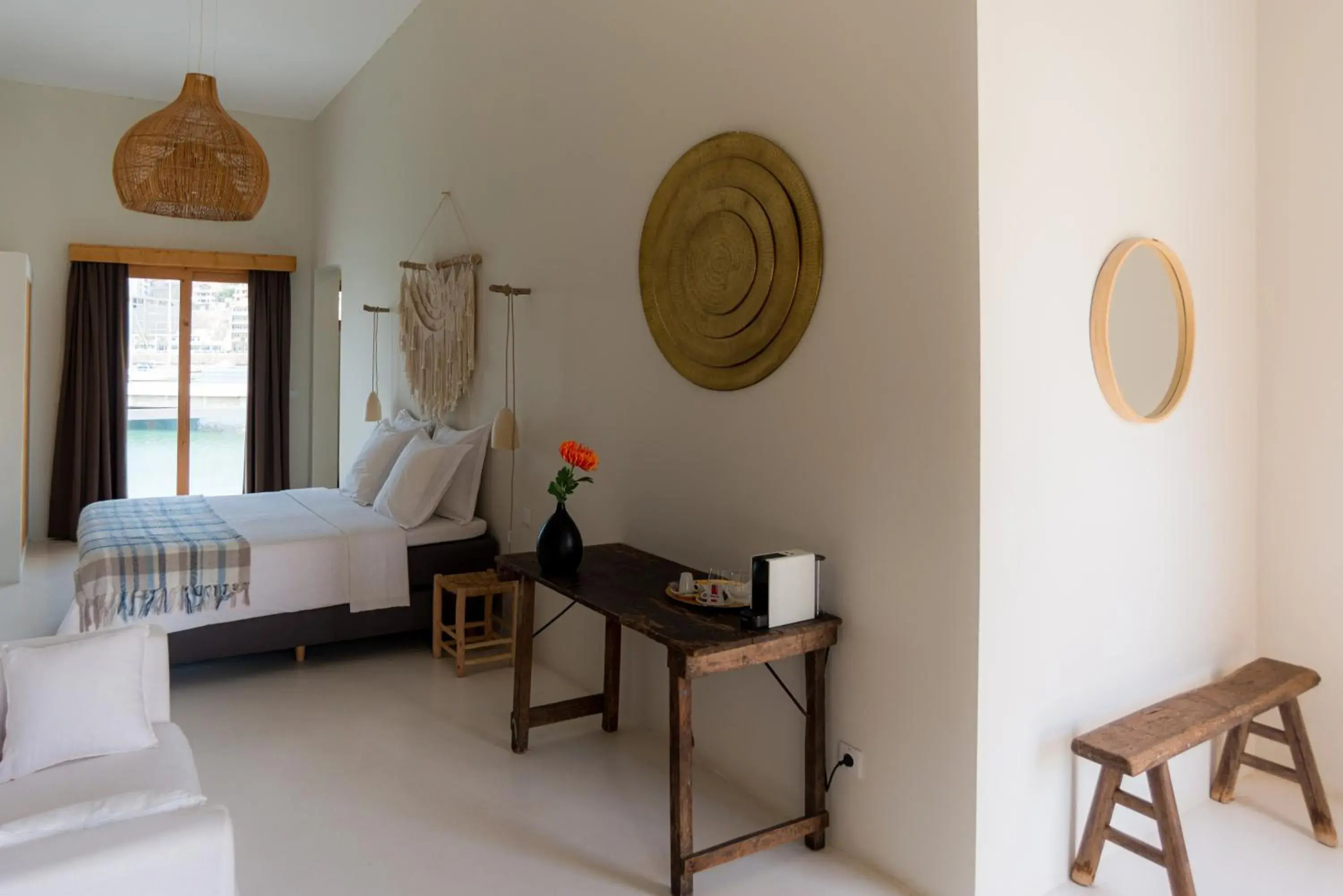 Deluxe Double Room with Sea View - single occupancy in Mansa Marina Hotel Deluxe Double Room with Sea View - single occupancy in Mansa Marina Hotel