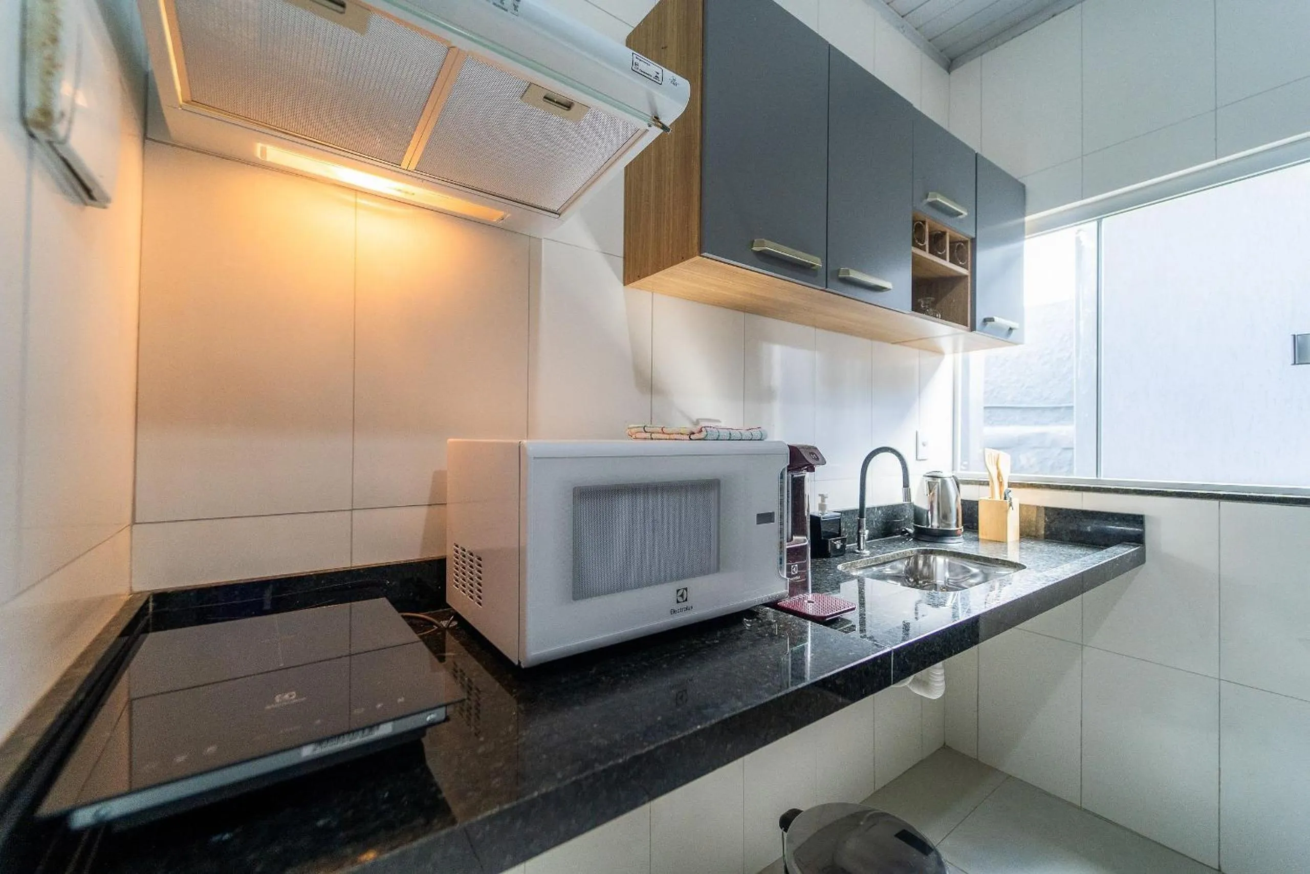 Kitchen or kitchenette in Apartamentos 1Qto, Cozinha Completa, até 4 hospedes Jr Catito