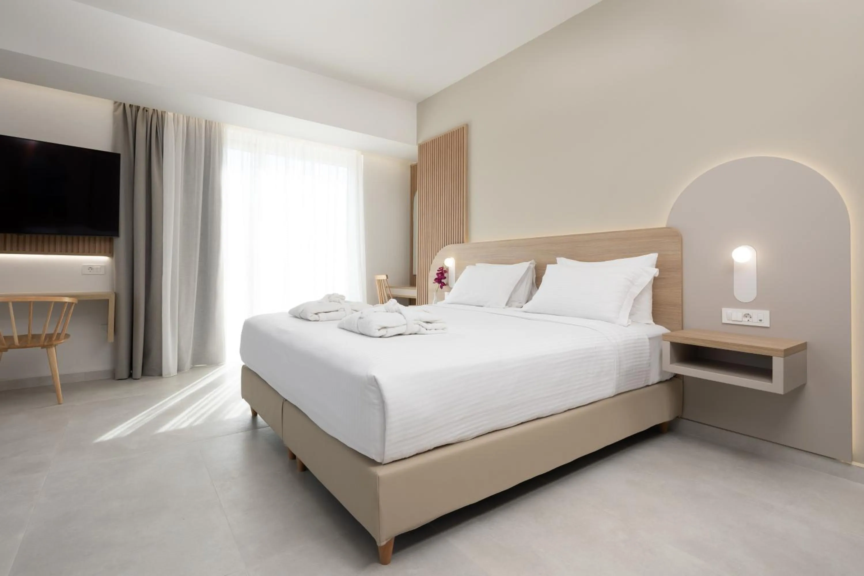 Bed in Epavli Grace Hotel