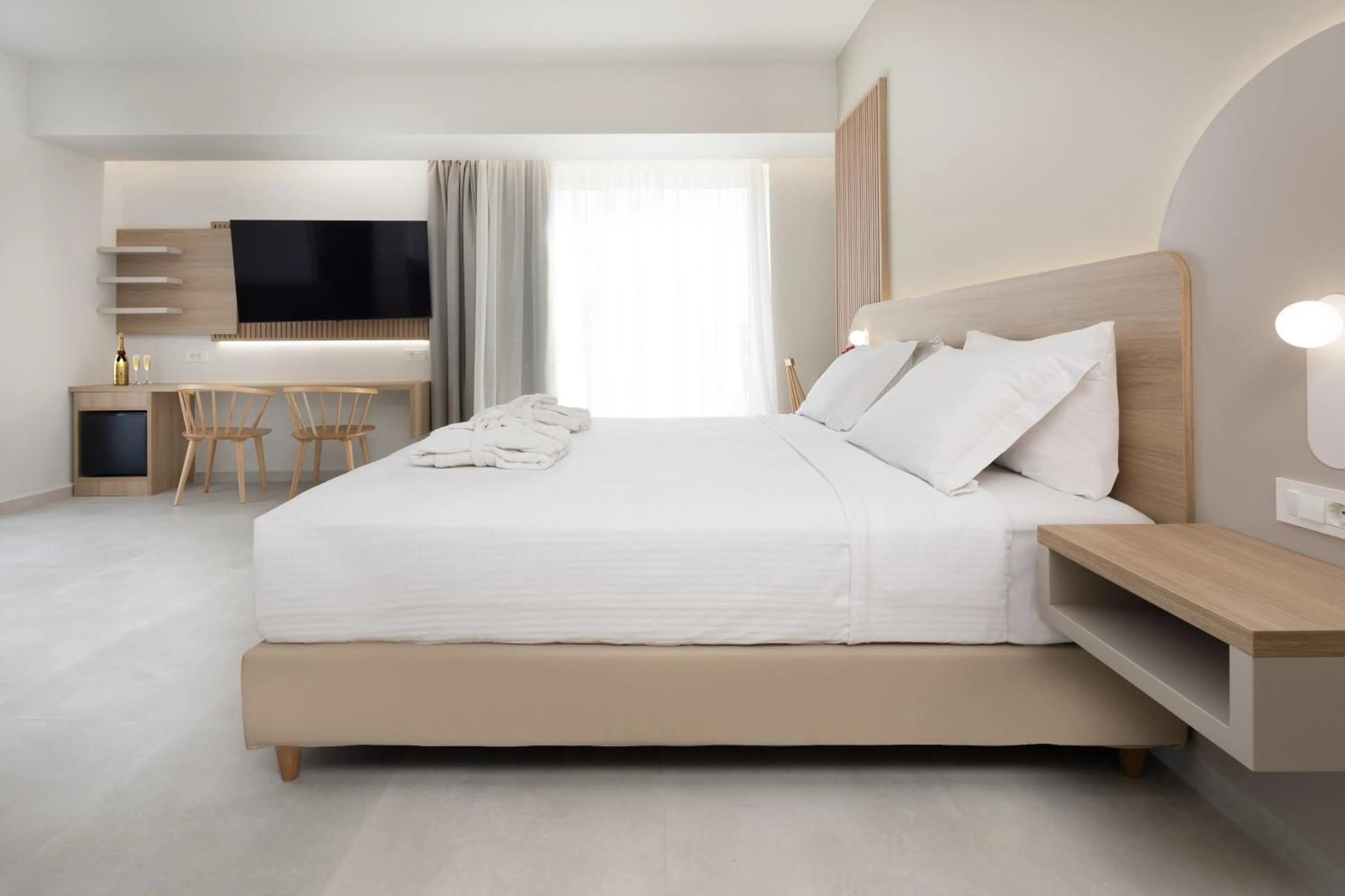 Bed in Epavli Grace Hotel