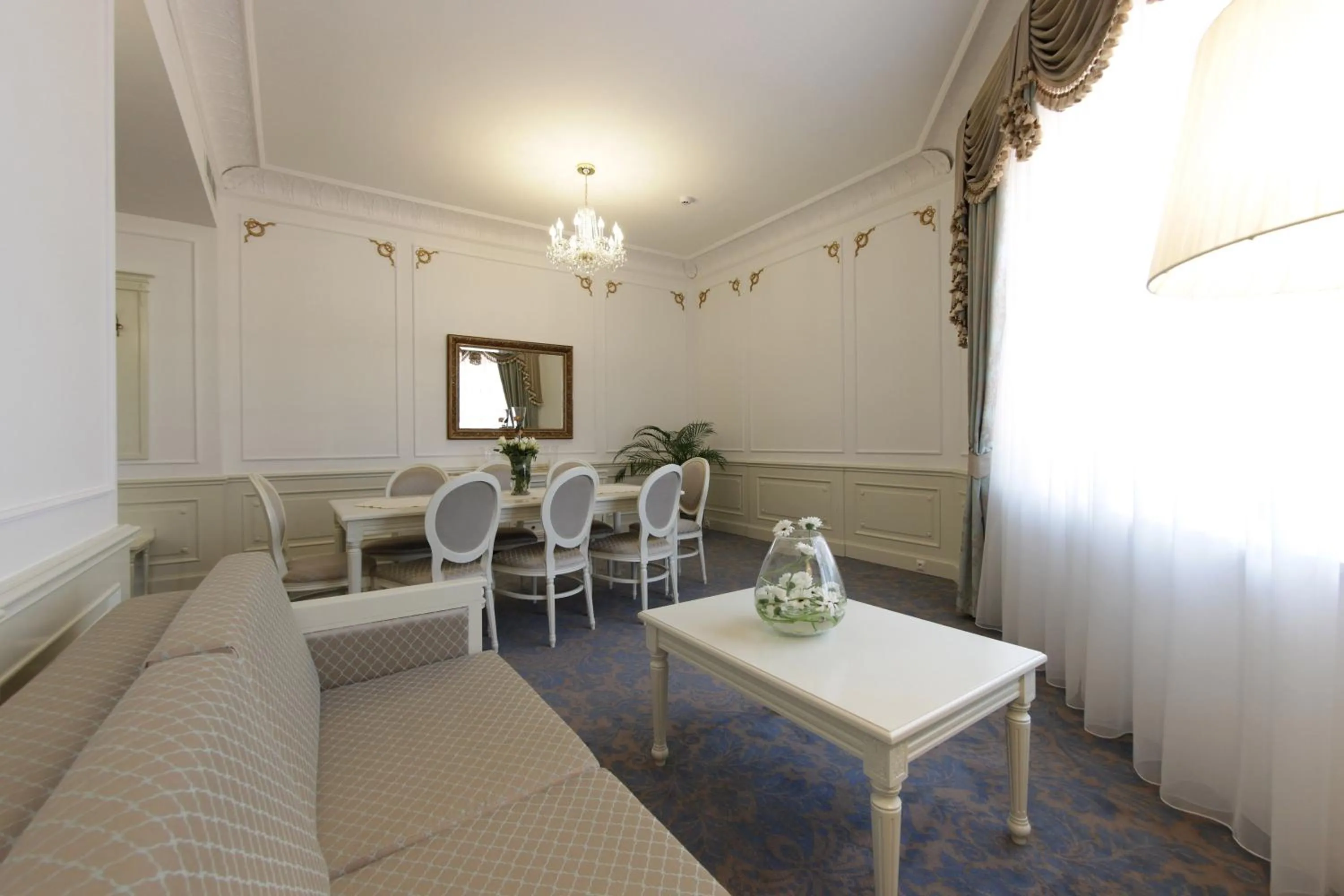 Day in Hotel Jarosław