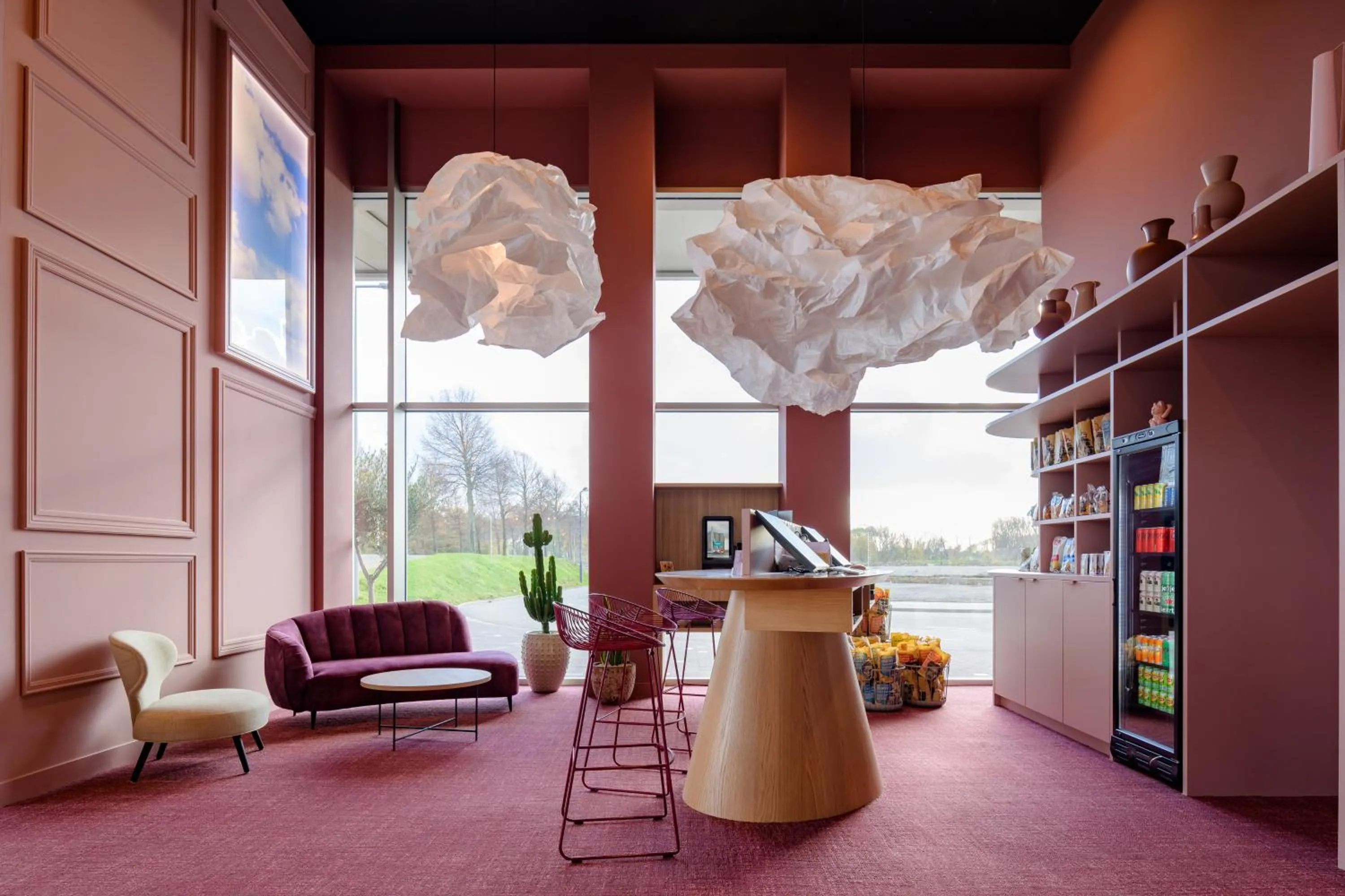 Lobby or reception in ibis Styles Rotterdam Ahoy