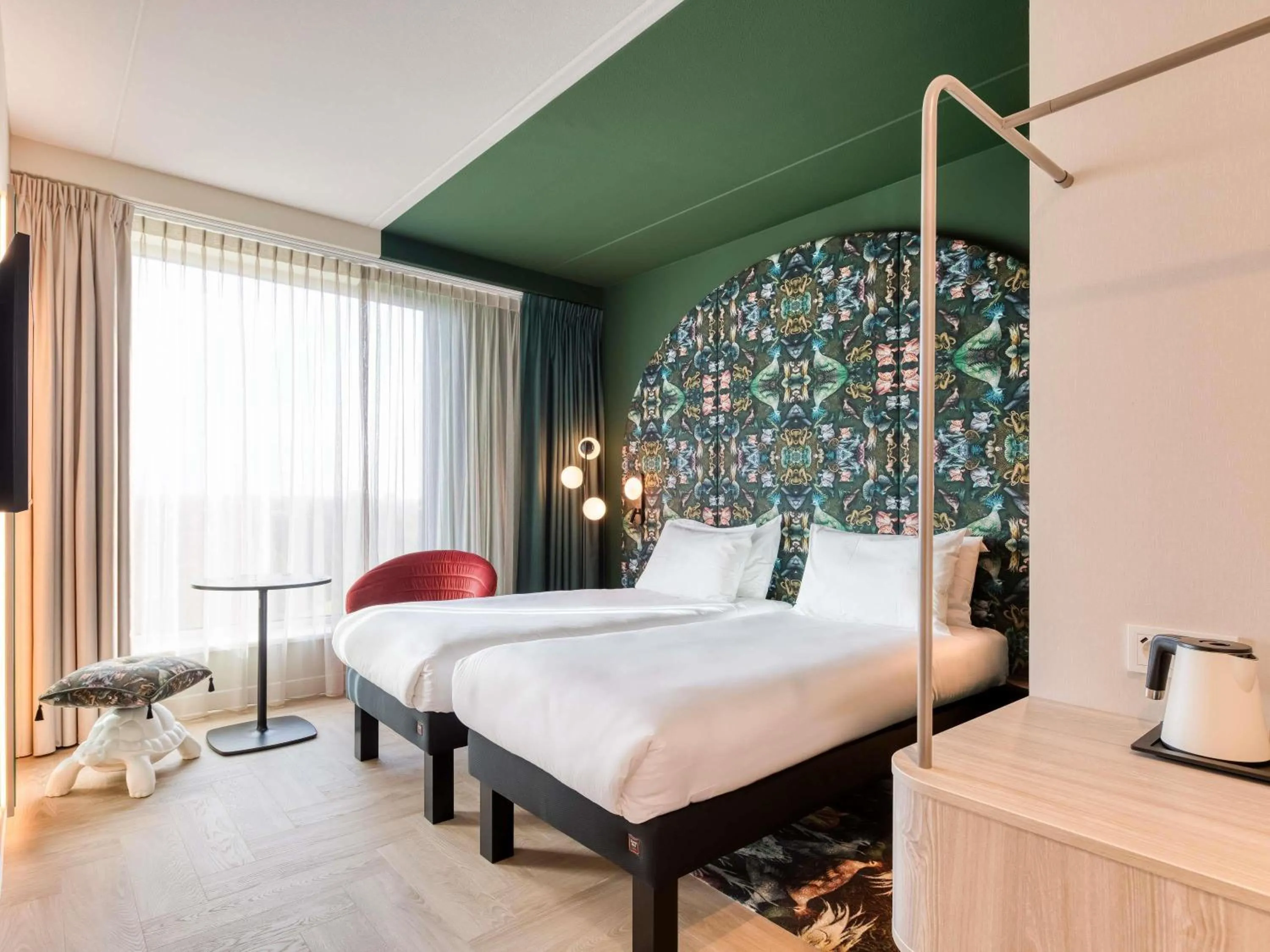 Bedroom, Bed in ibis Styles Rotterdam Ahoy