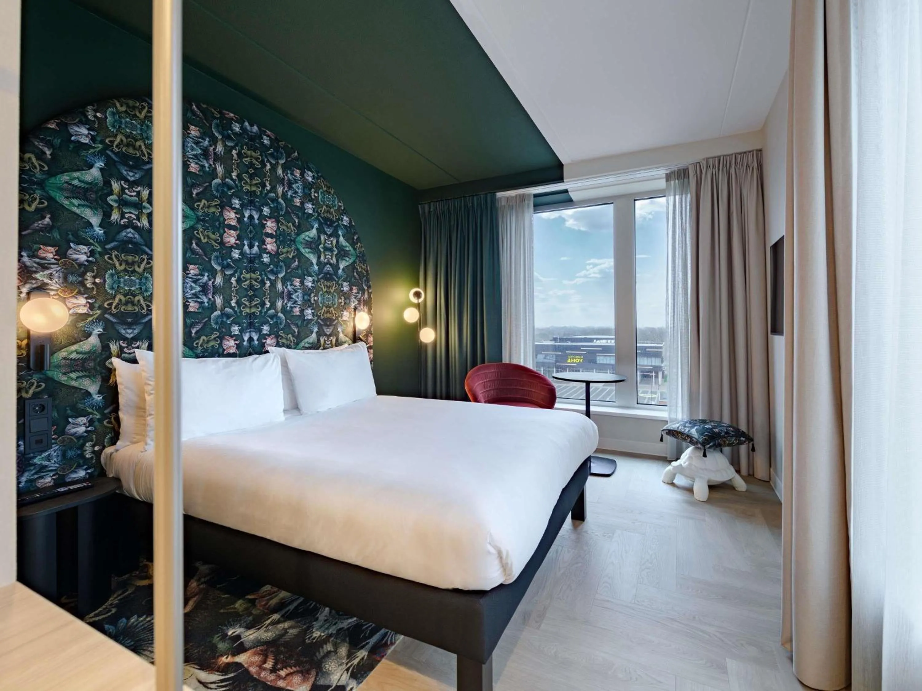 Bedroom, Bed in ibis Styles Rotterdam Ahoy