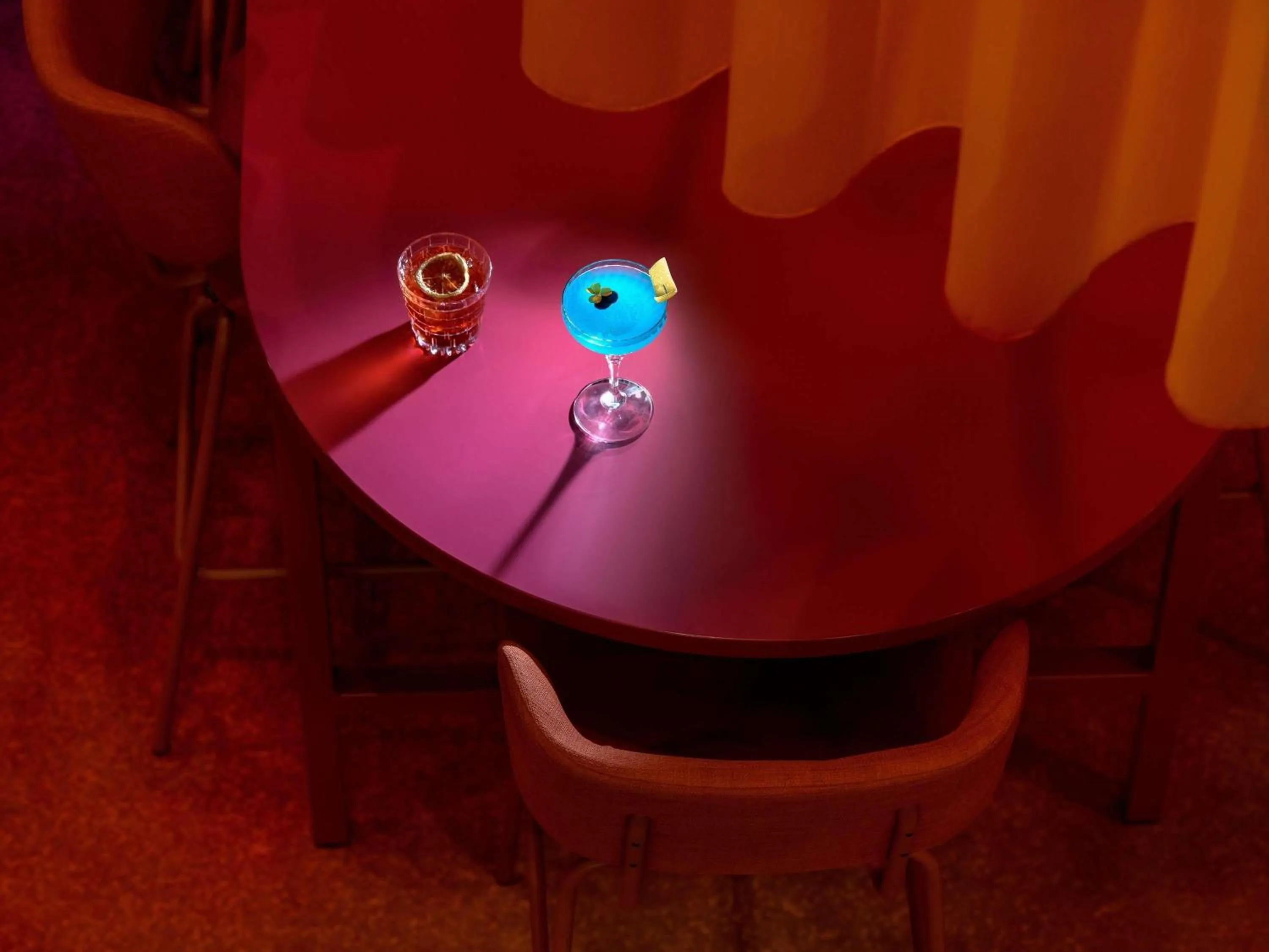 Lounge or bar in ibis Styles Rotterdam Ahoy