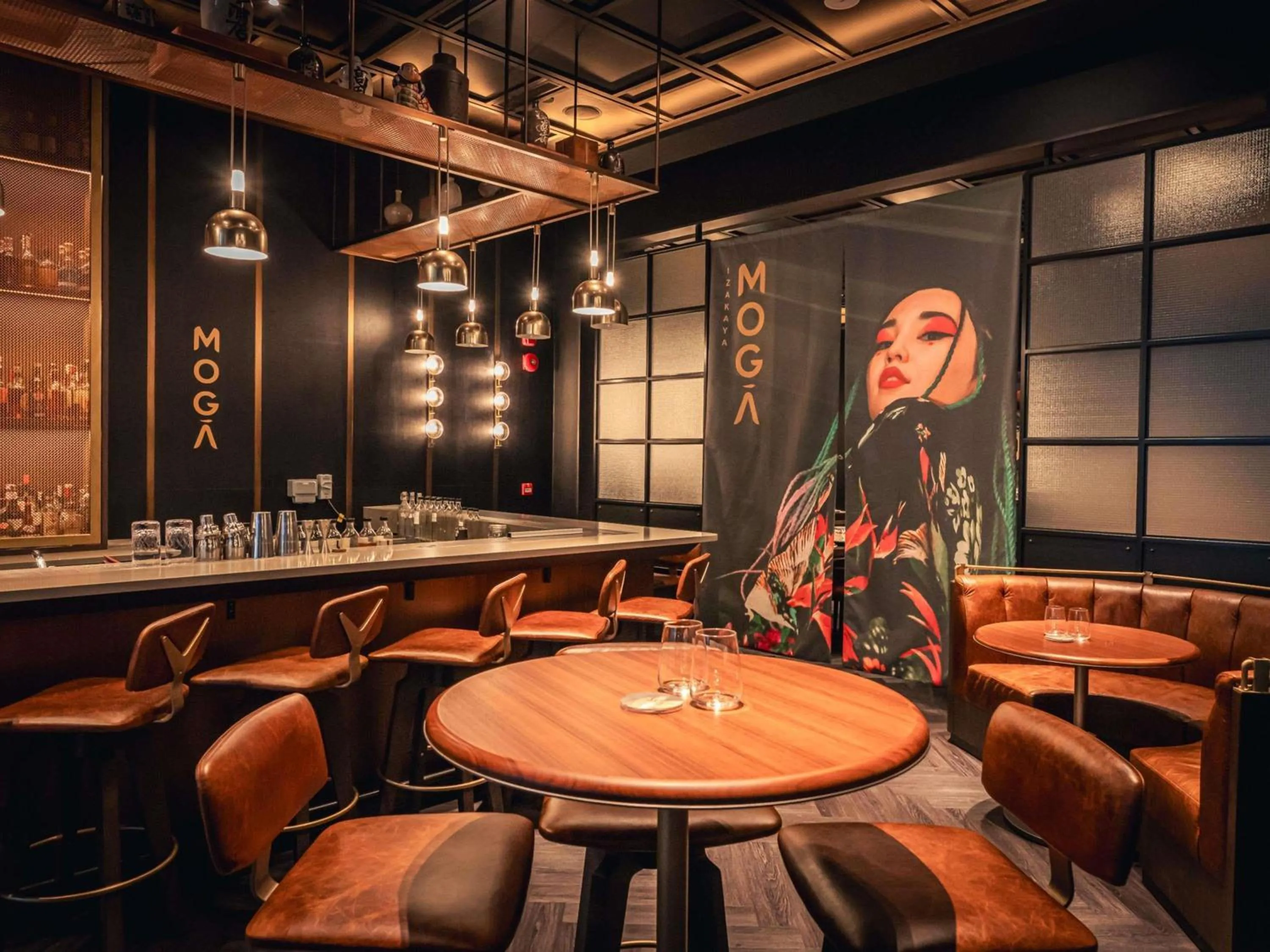 Restaurant/places to eat in Pullman Singapore Hill Street